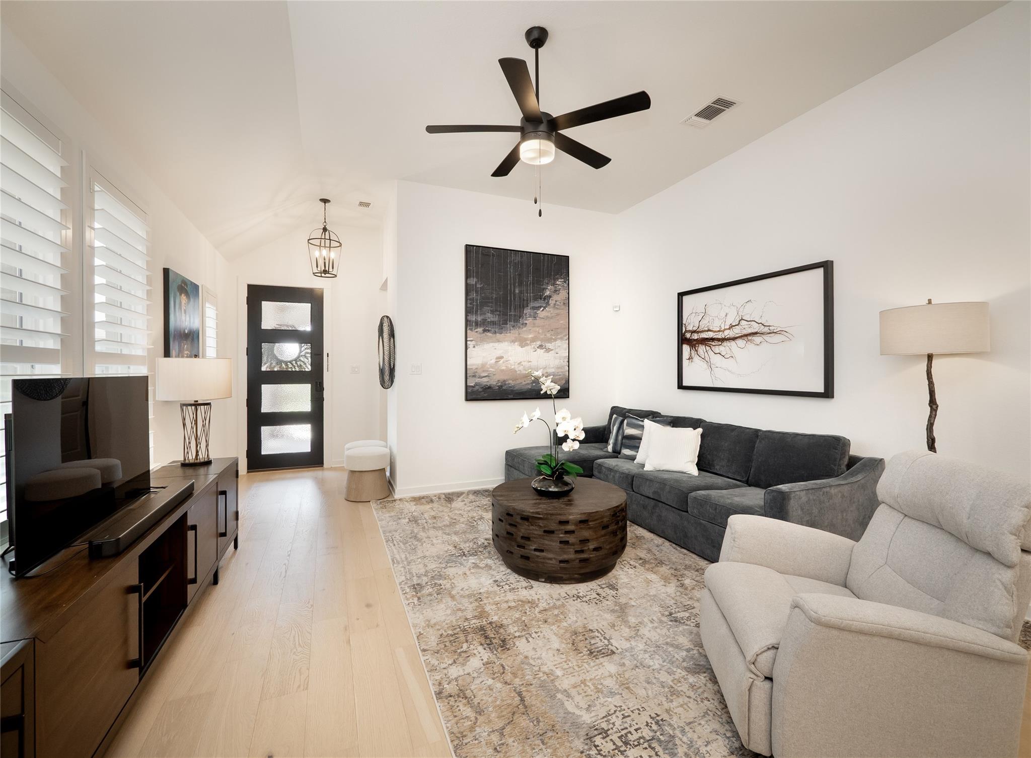 8100 Purple Aster Pass, Lago Vista, TX 78645