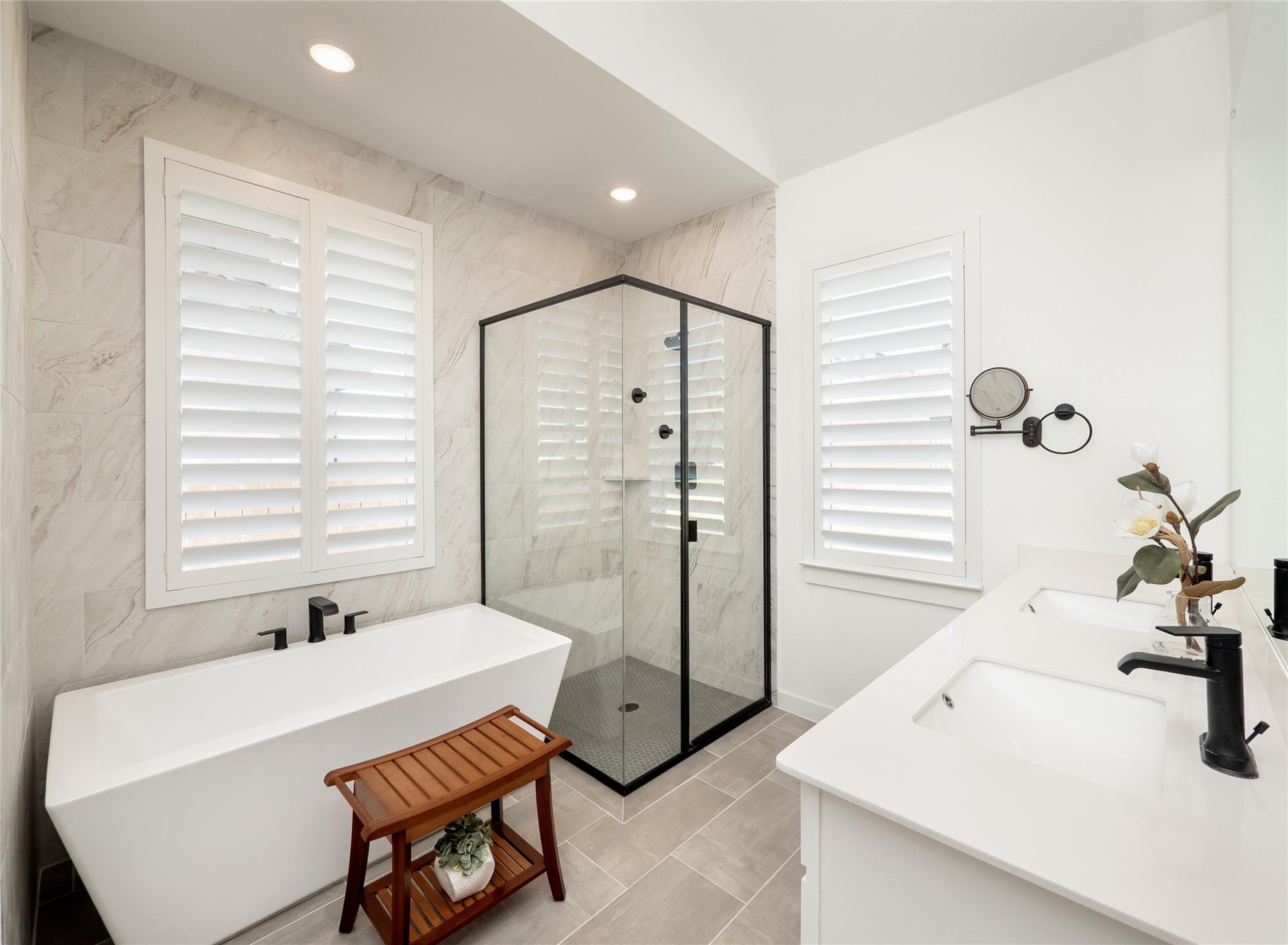 8100 Purple Aster Pass, Lago Vista, TX 78645