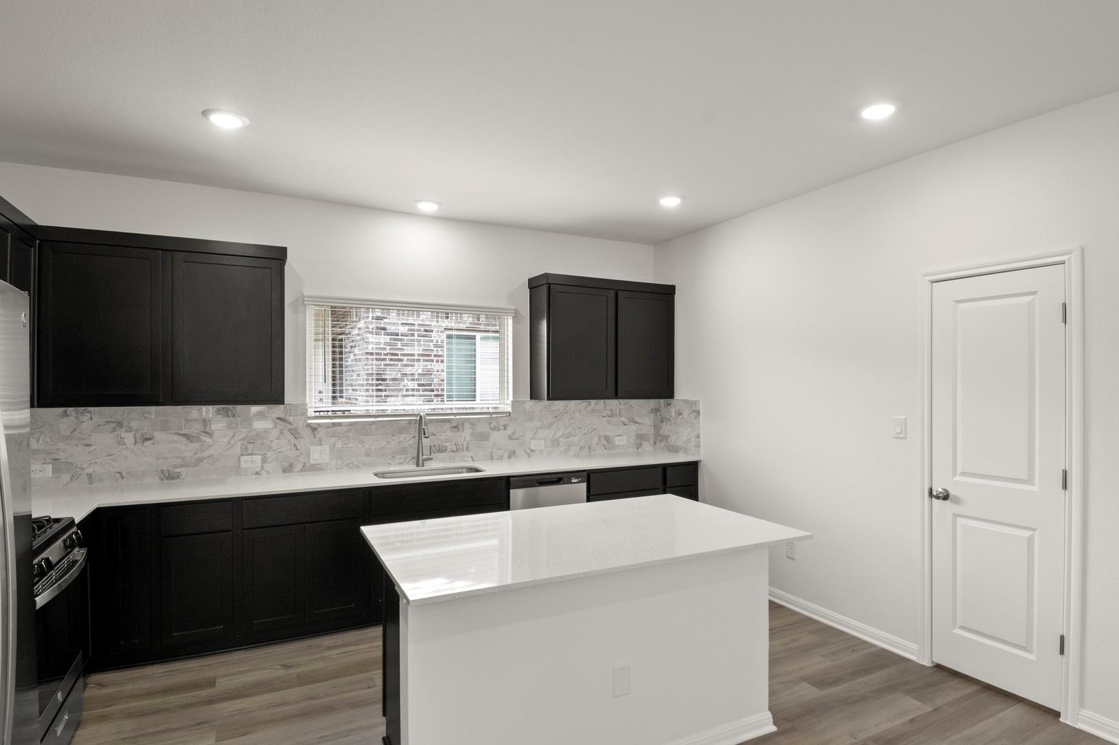 227 James Caird Dr, Kyle, TX 78640