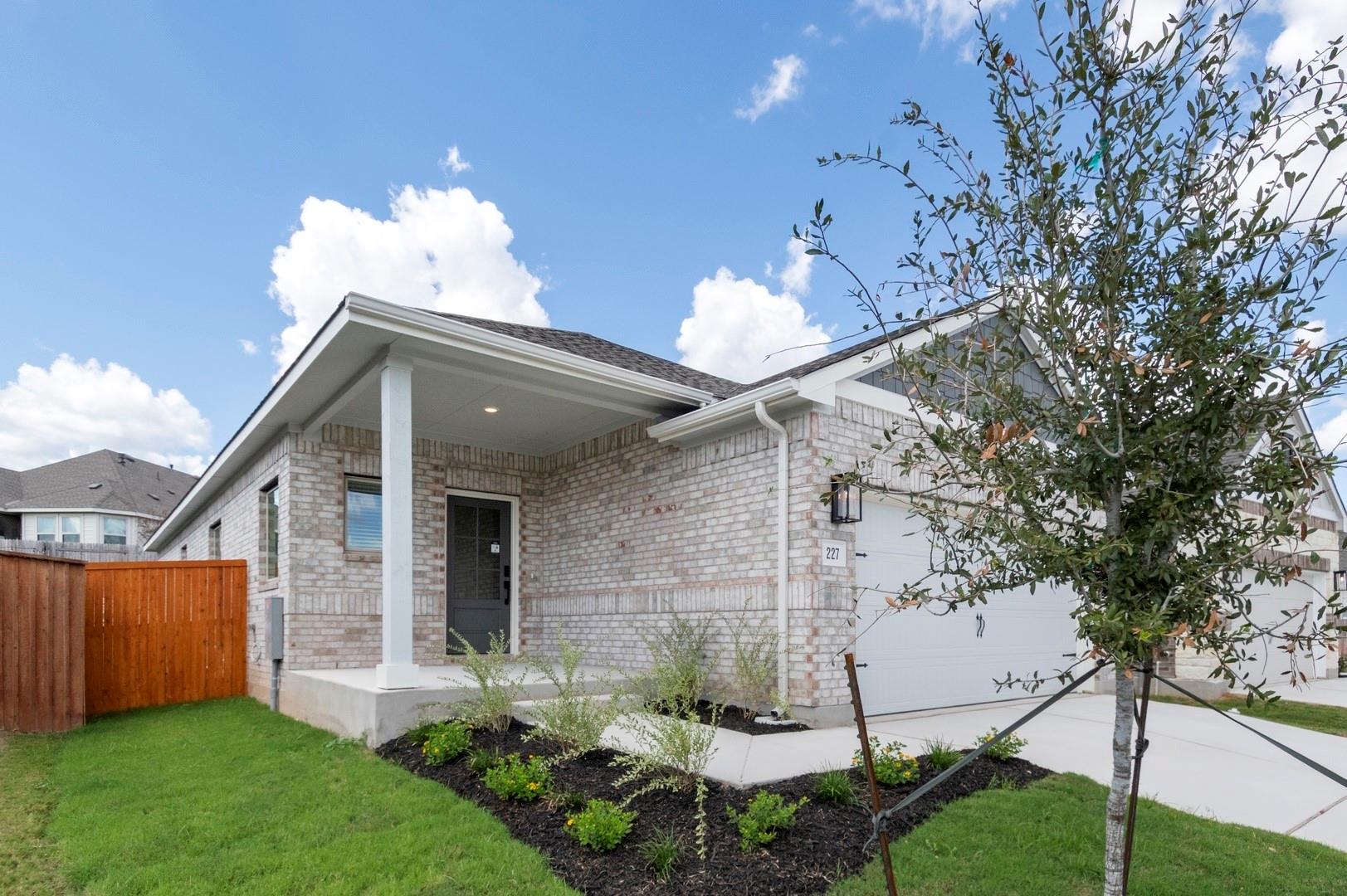 227 James Caird Dr, Kyle, TX 78640