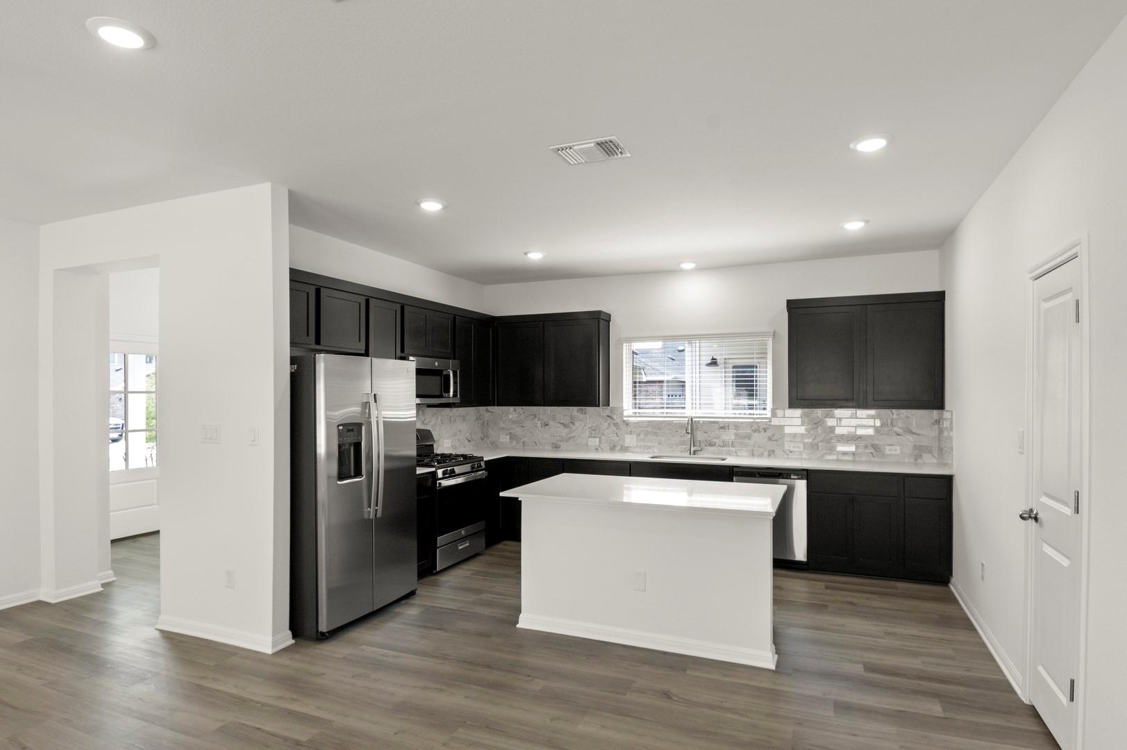 227 James Caird Dr, Kyle, TX 78640