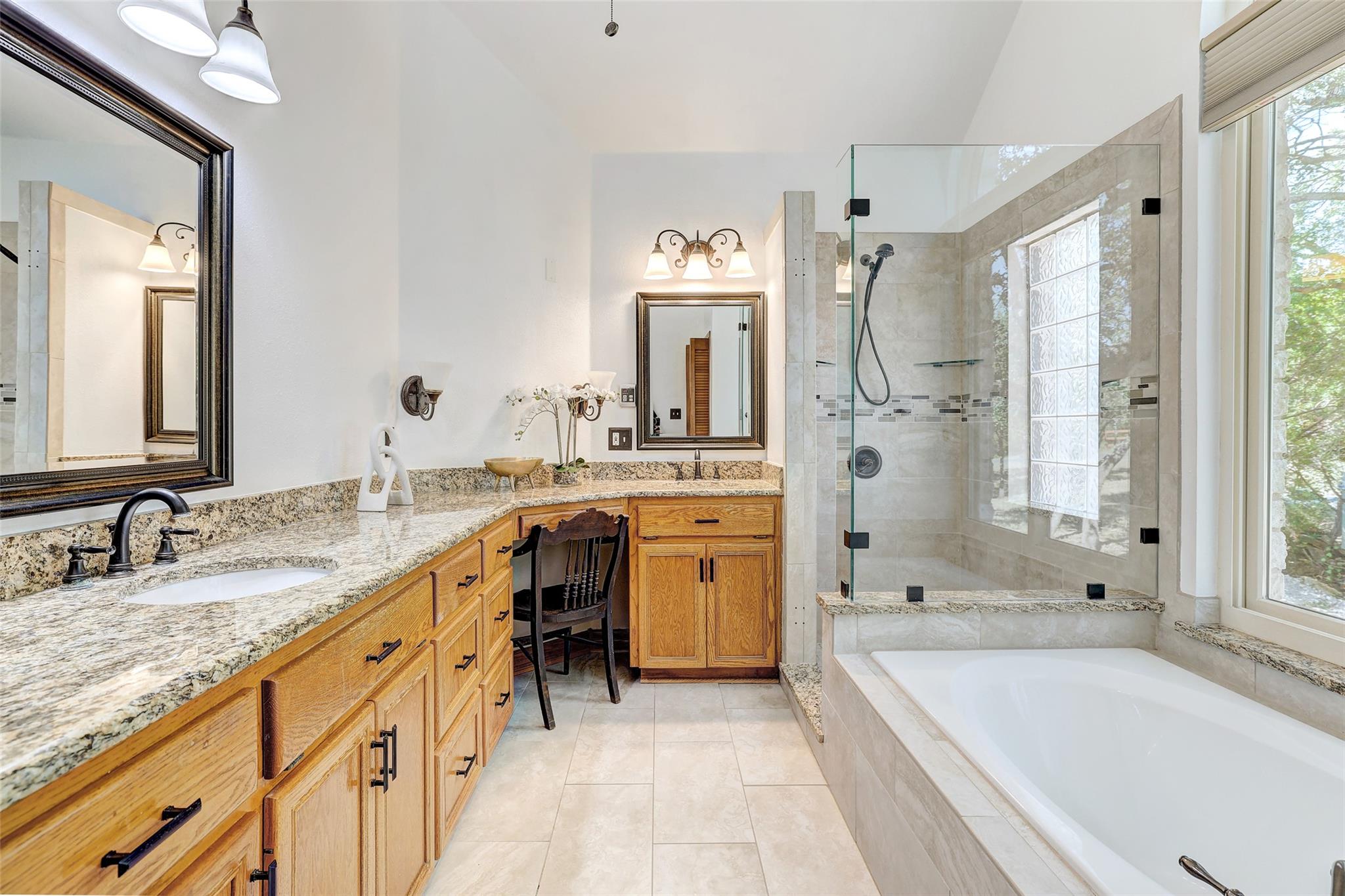 13217 NORTH RIDGE Cir, Leander, TX 78641