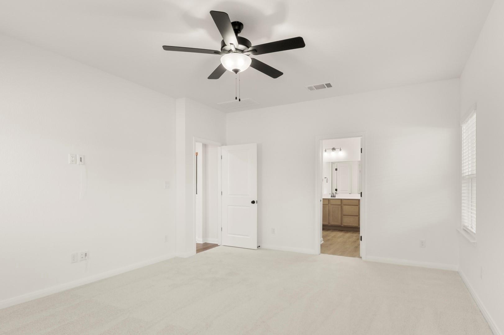 153 Wagon Spoke Way, Liberty Hill, TX 78642