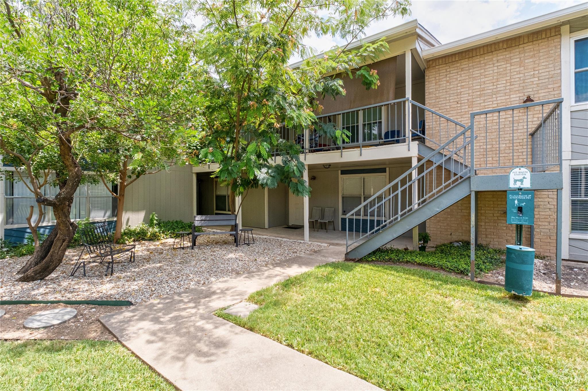 2450 Ashdale Dr # D228, Austin, TX 78757