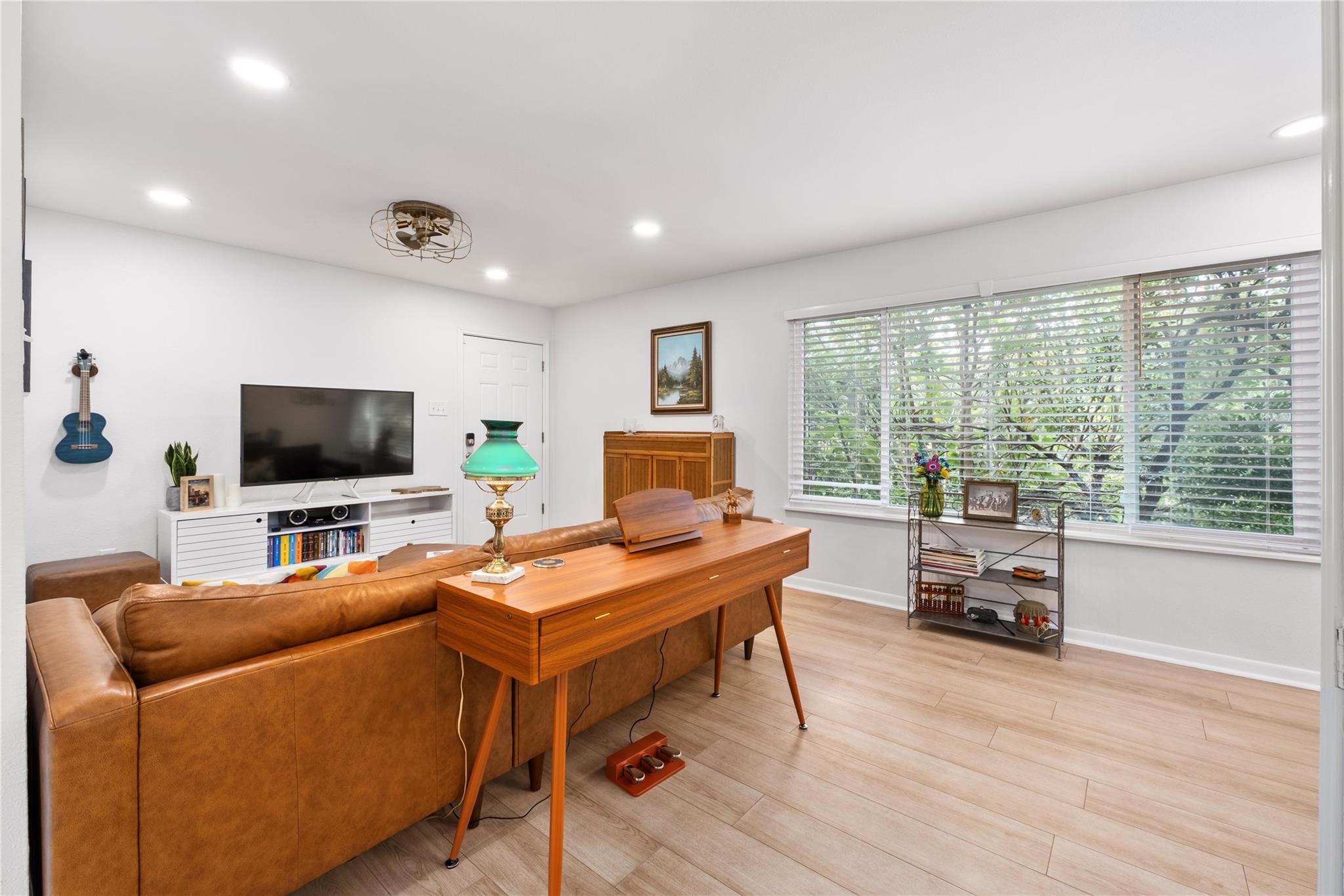 2450 Ashdale Dr # D228, Austin, TX 78757