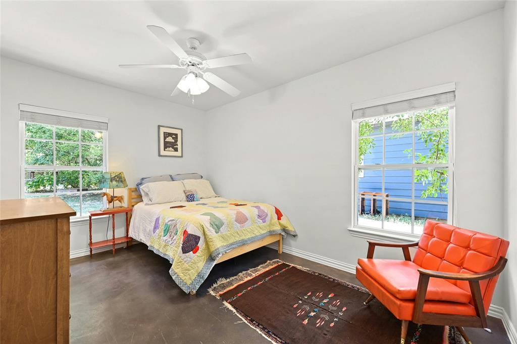 8415 Bowling Green Dr, Austin, TX 78757