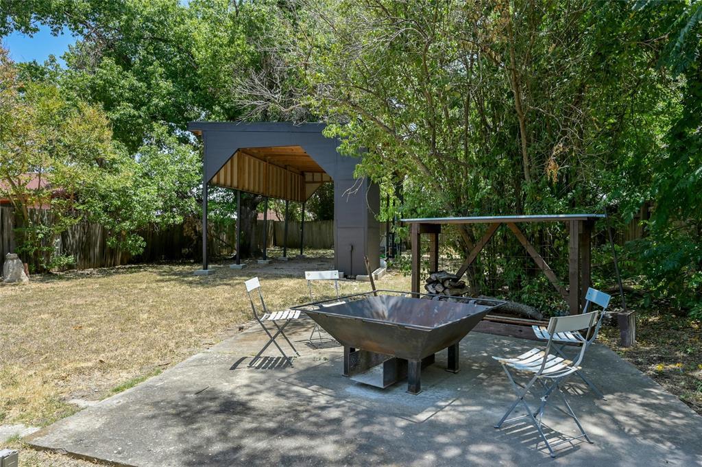 8415 Bowling Green Dr, Austin, TX 78757