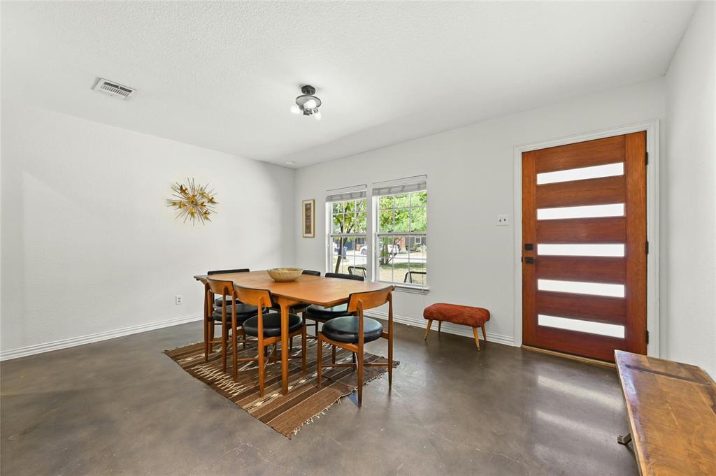 8415 Bowling Green Dr, Austin, TX 78757