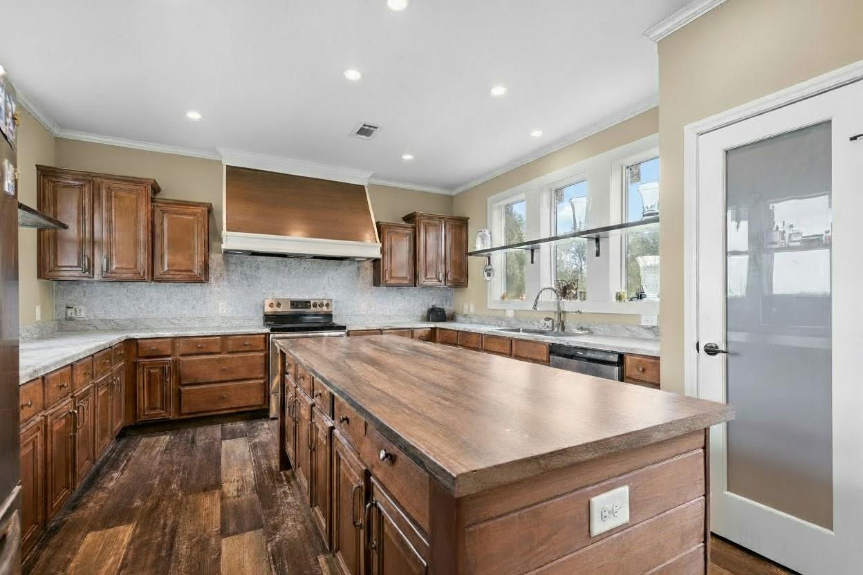 2155 Highway 138, Florence, TX 76527