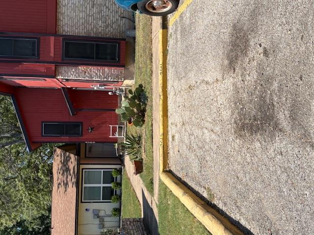 4711 Yucca Hill Dr, Austin, TX 78744