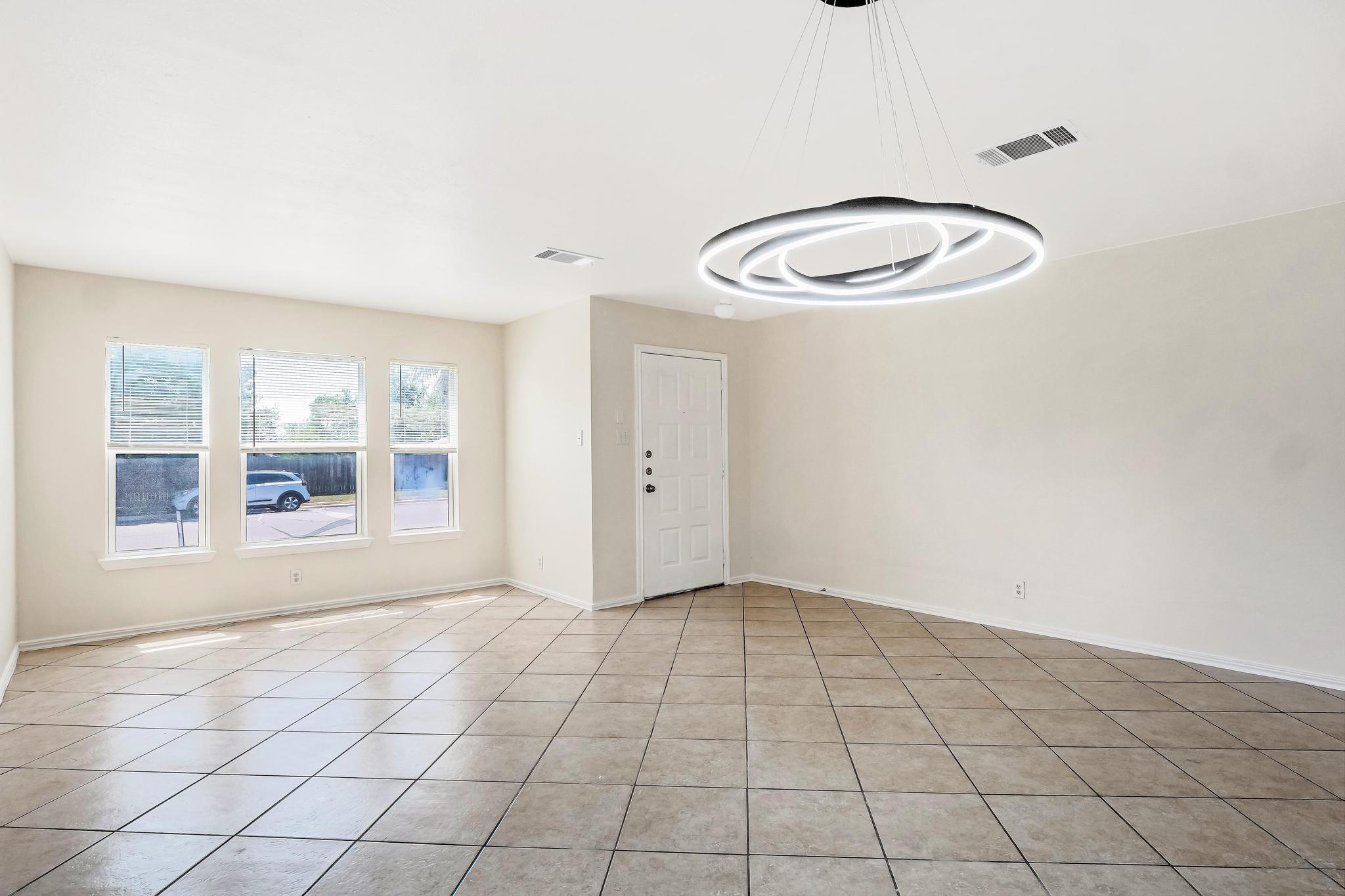 1302 Gulf Way, Round Rock, TX 78665