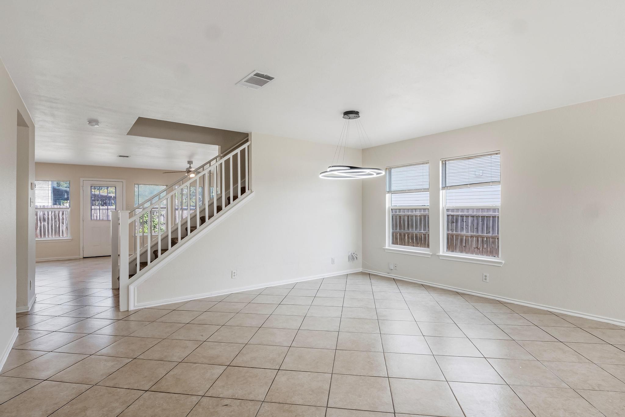 1302 Gulf Way, Round Rock, TX 78665