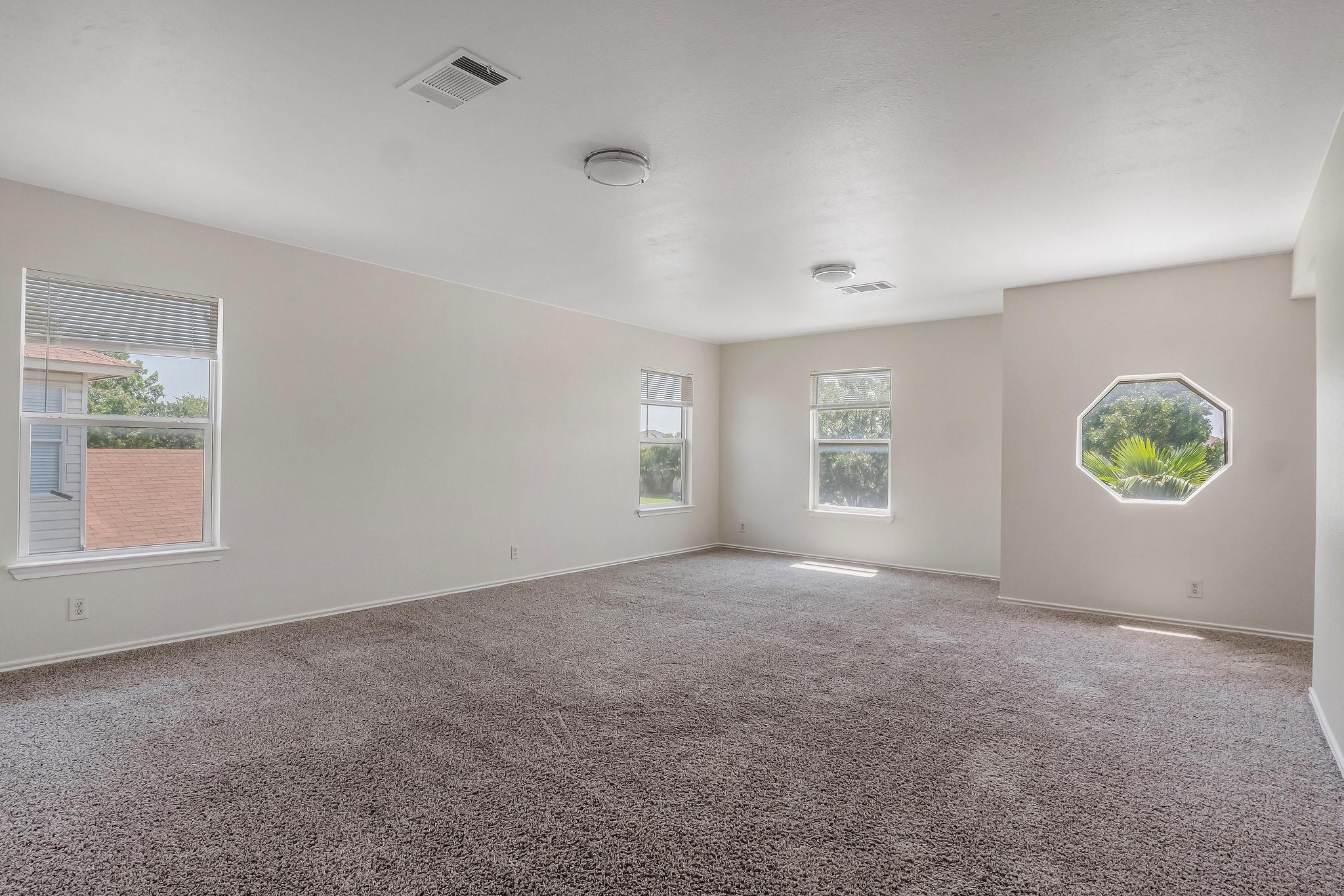 1302 Gulf Way, Round Rock, TX 78665