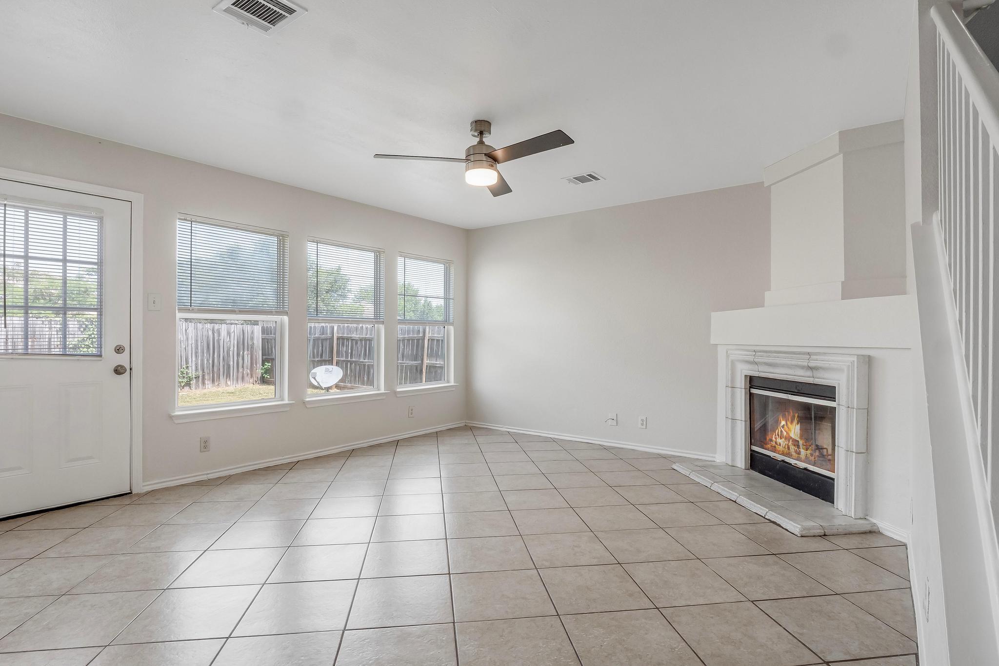 1302 Gulf Way, Round Rock, TX 78665