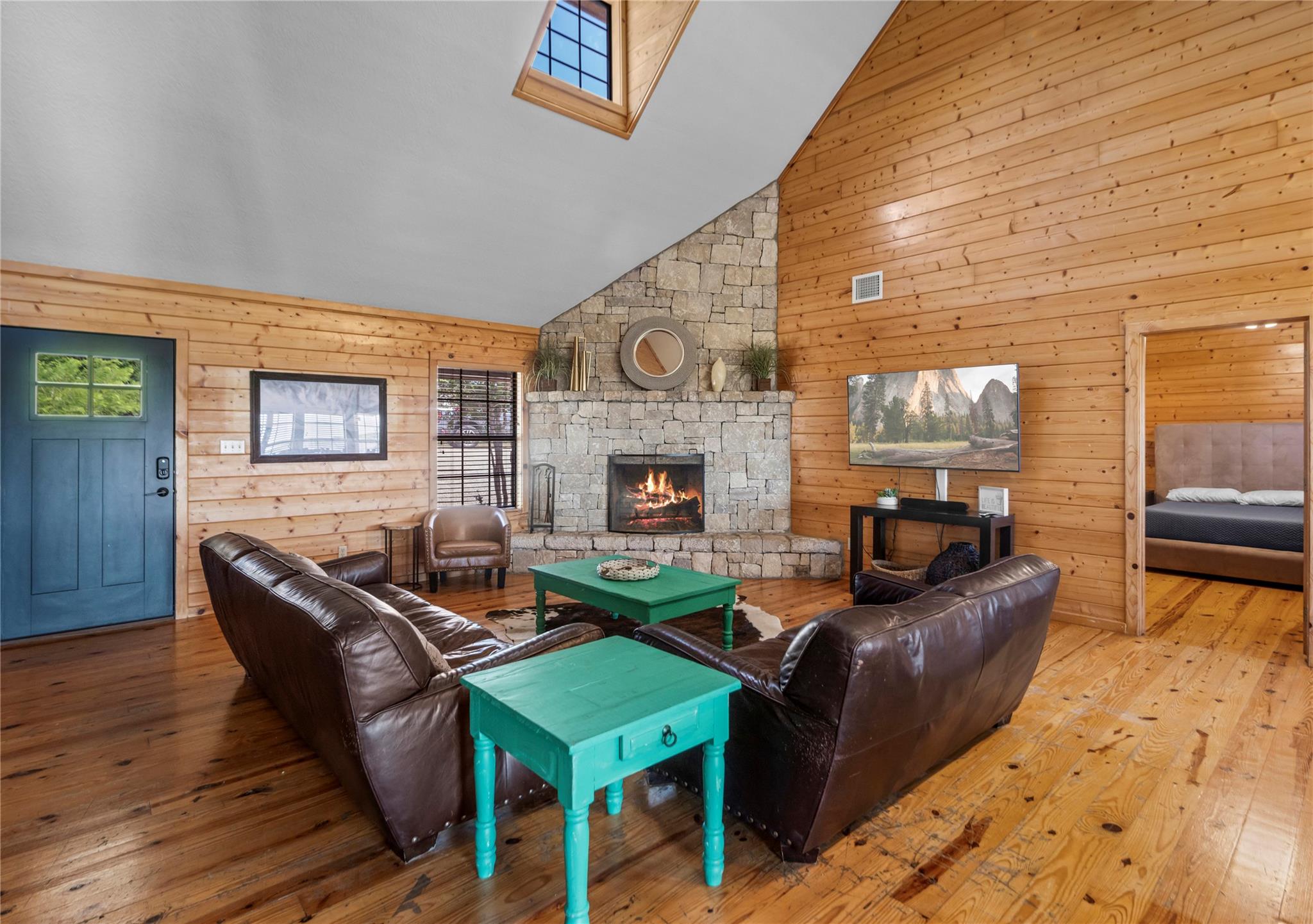 360 Bluebonnet Rd, Concan, TX 78838