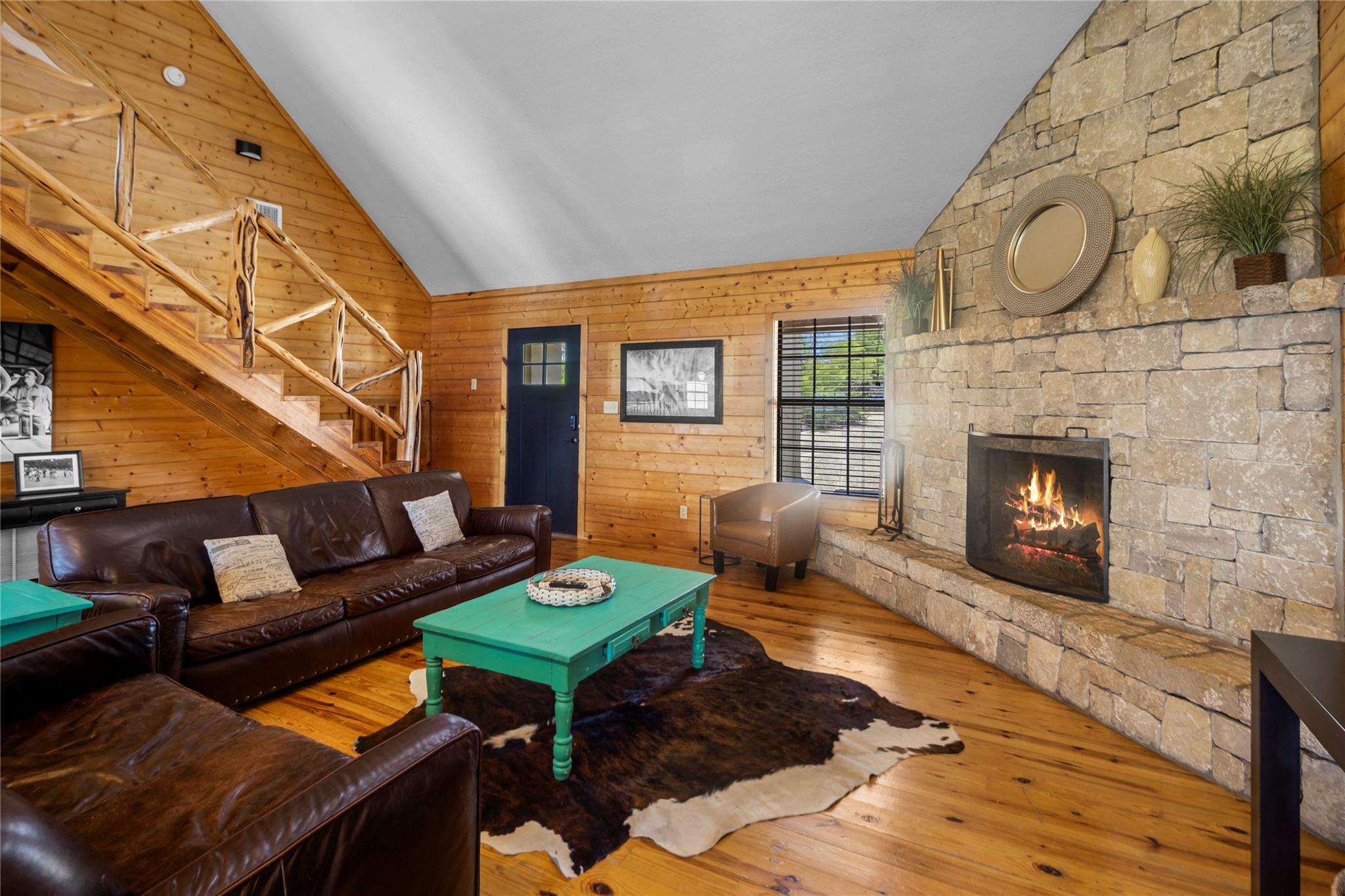 360 Bluebonnet Rd, Concan, TX 78838