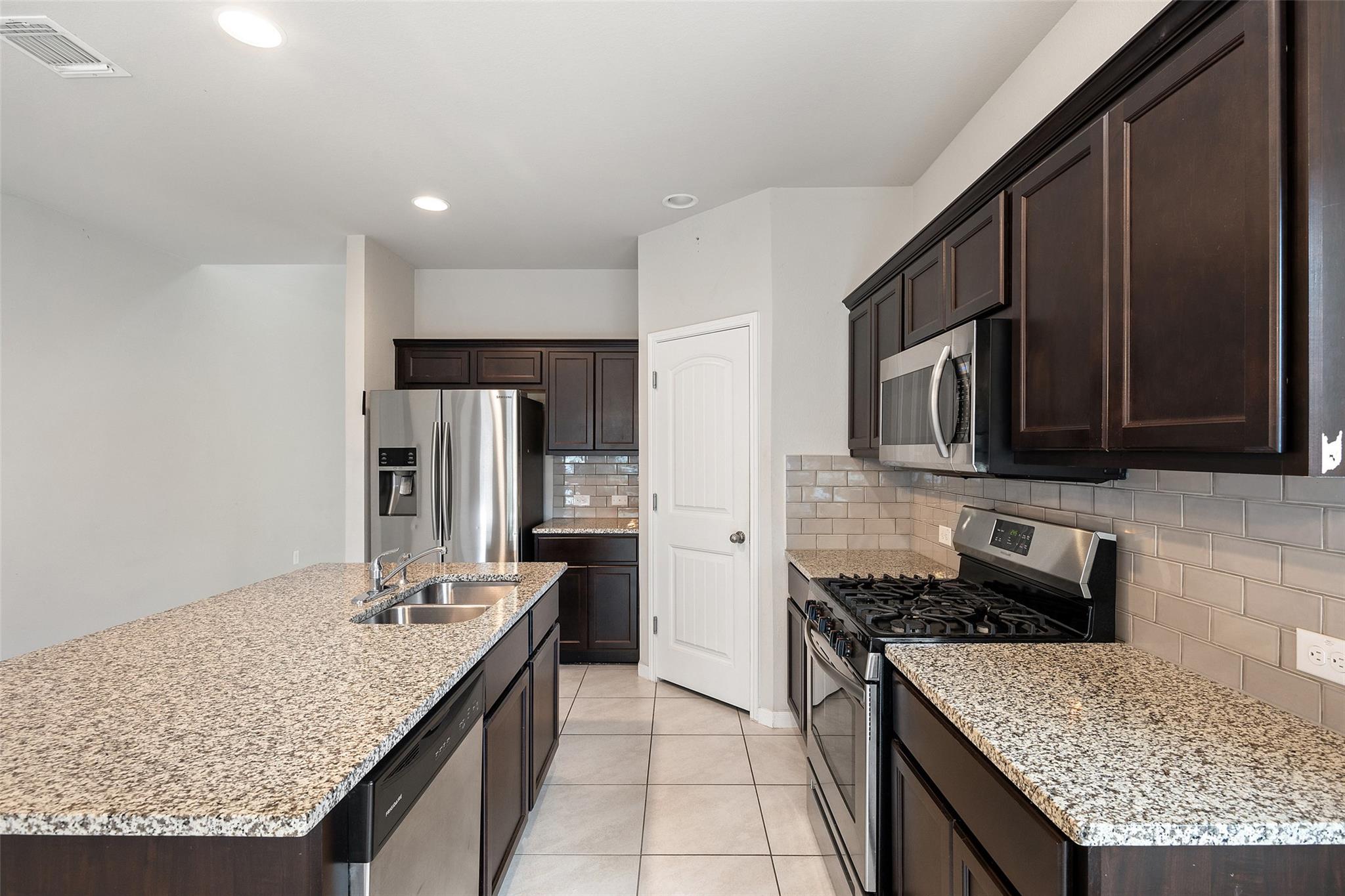 6605 Loretta White Ln, Austin, TX 78744