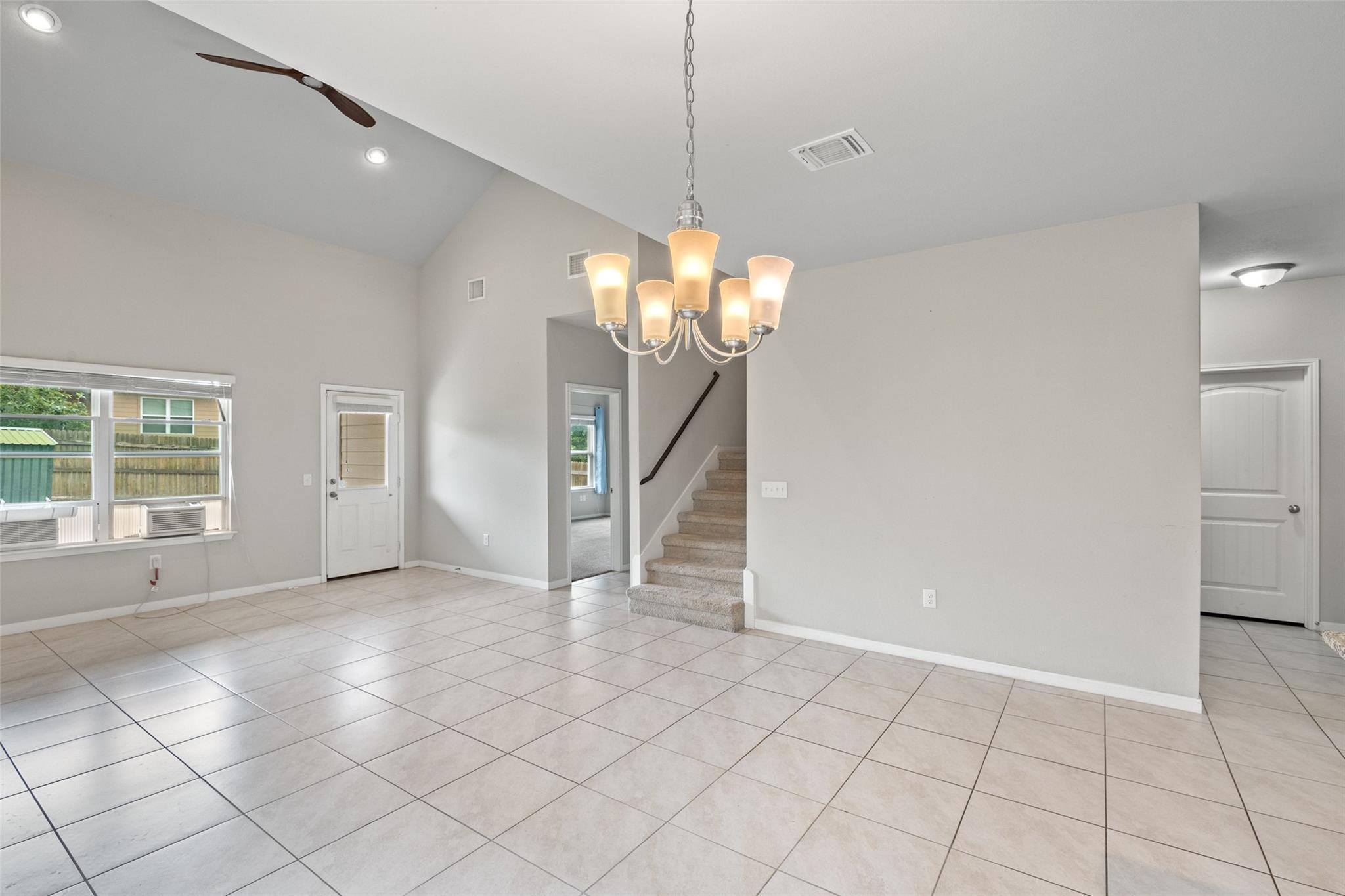 6605 Loretta White Ln, Austin, TX 78744