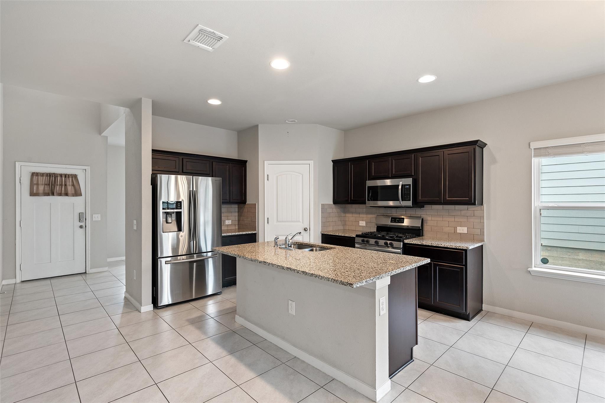 6605 Loretta White Ln, Austin, TX 78744