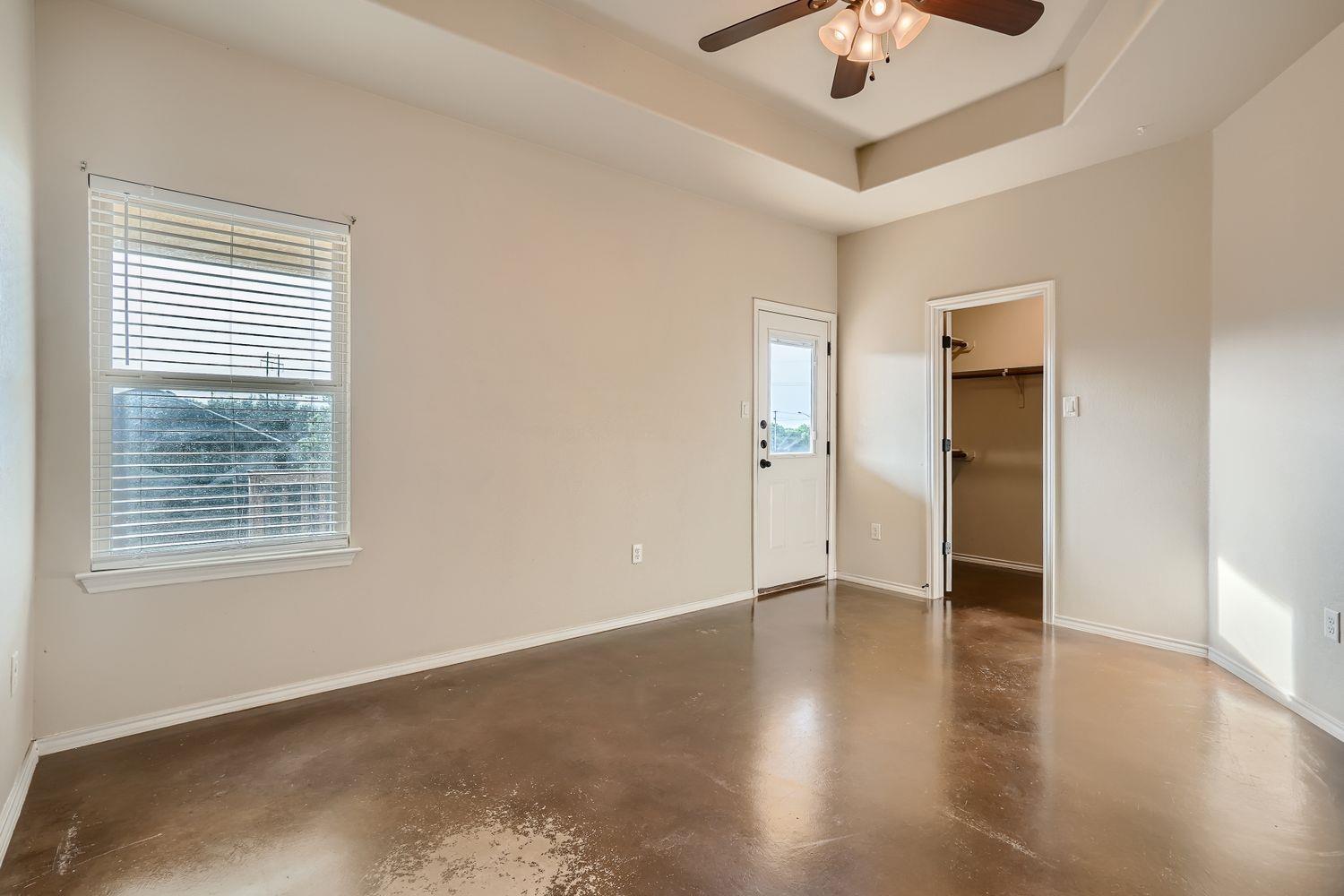 246 Joanne Loop # B, Buda, TX 78610