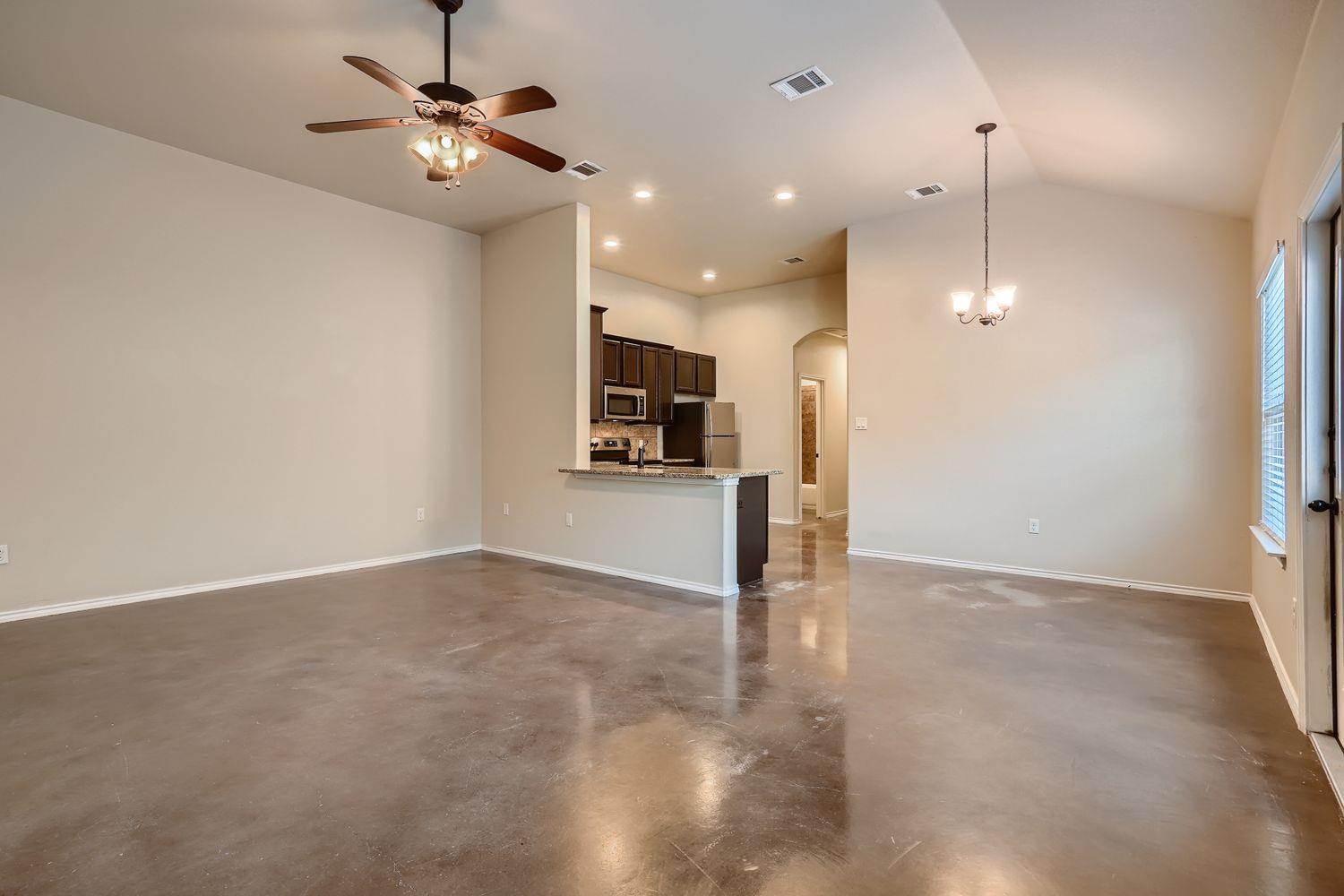 246 Joanne Loop # B, Buda, TX 78610