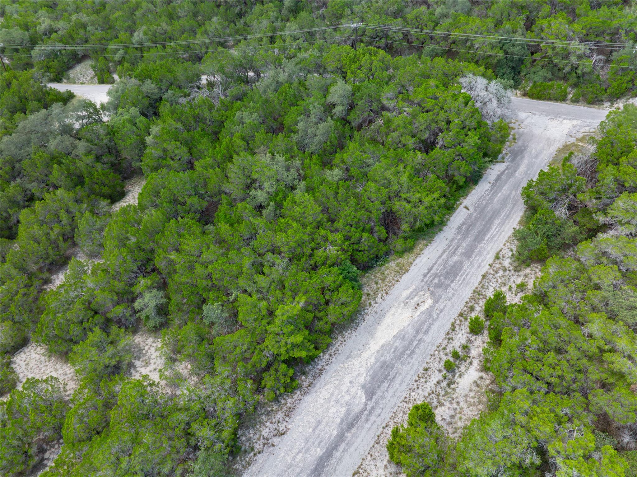 8200 Arroyo Ave, Lago Vista, TX 78645