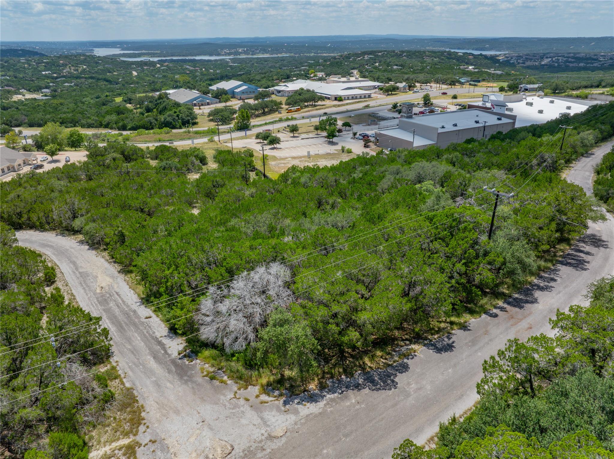 8200 Arroyo Ave, Lago Vista, TX 78645