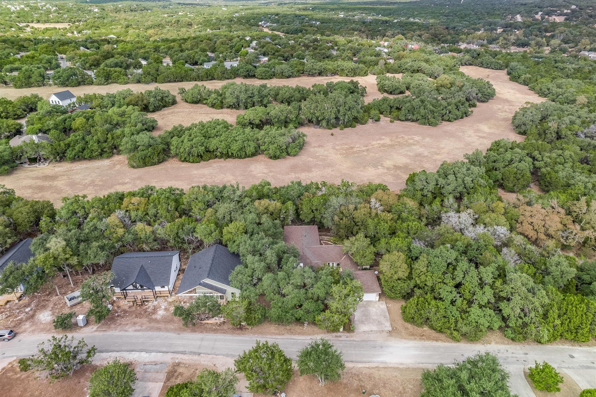 34 WOOD GLEN Dr, Wimberley, TX 78676