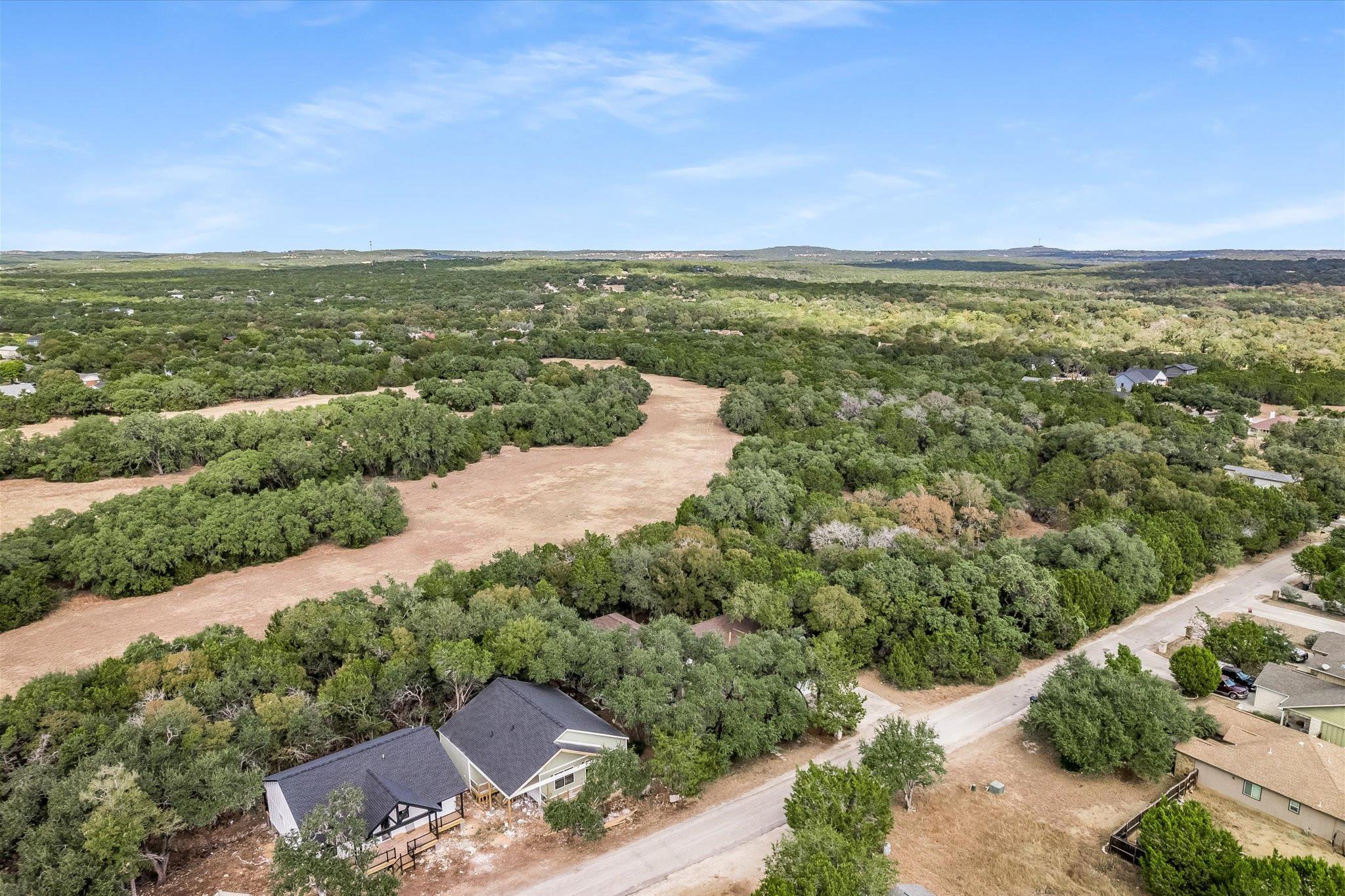 34 WOOD GLEN Dr, Wimberley, TX 78676