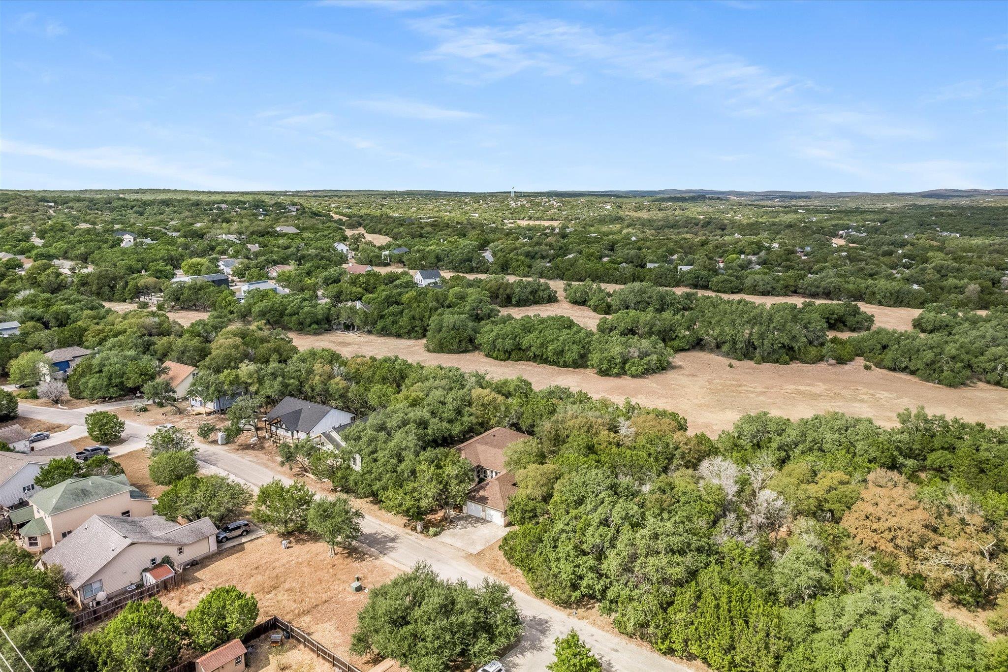 34 WOOD GLEN Dr, Wimberley, TX 78676