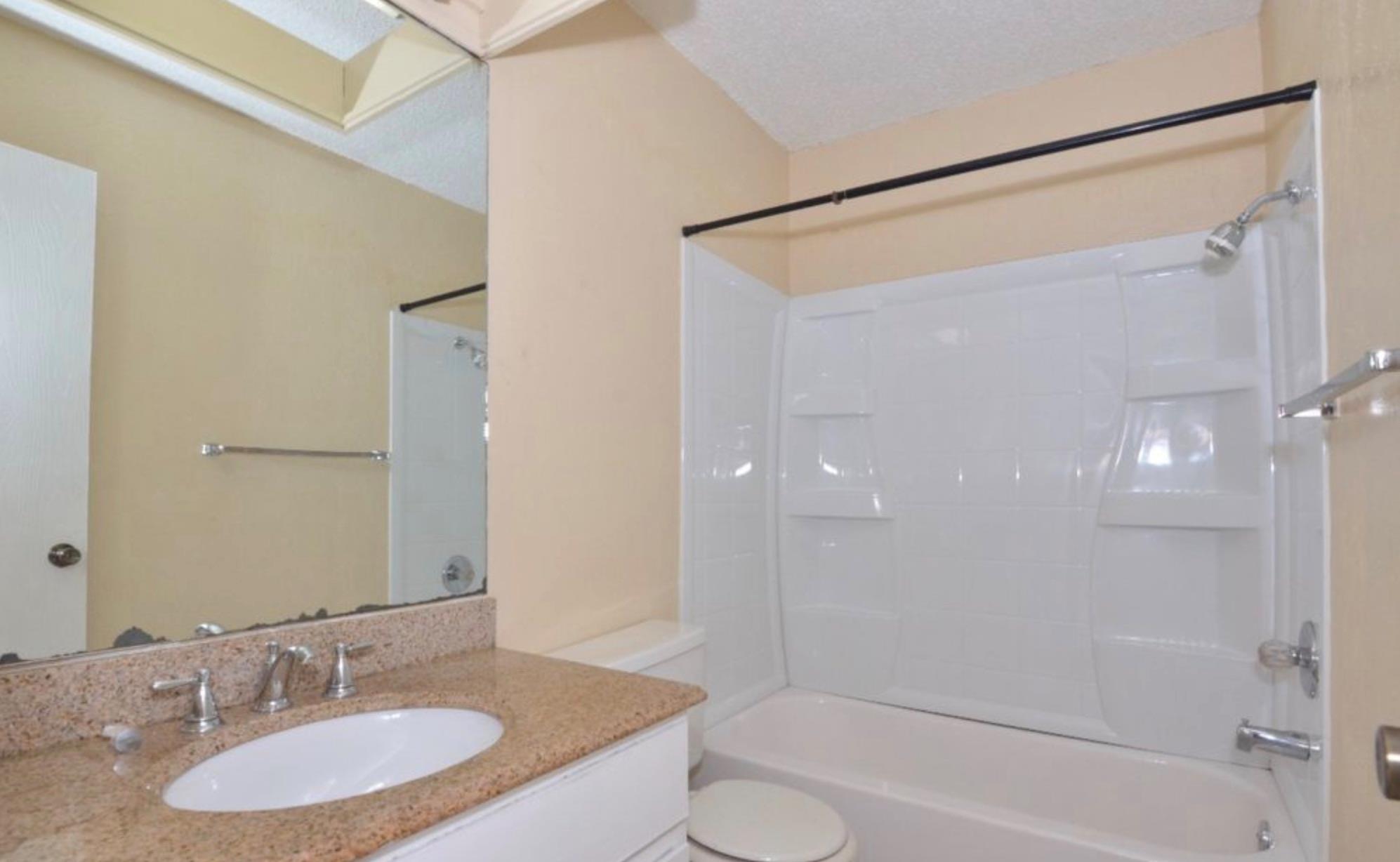 10801 Lanshire Dr # B, Austin, TX 78758