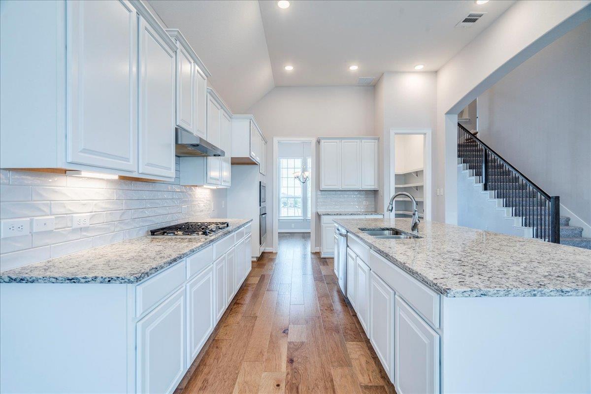 584 Baretta Loop, Buda, TX 78610