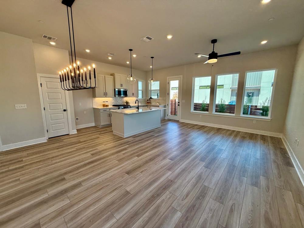 5508 Forks Rd, Austin, TX 78747