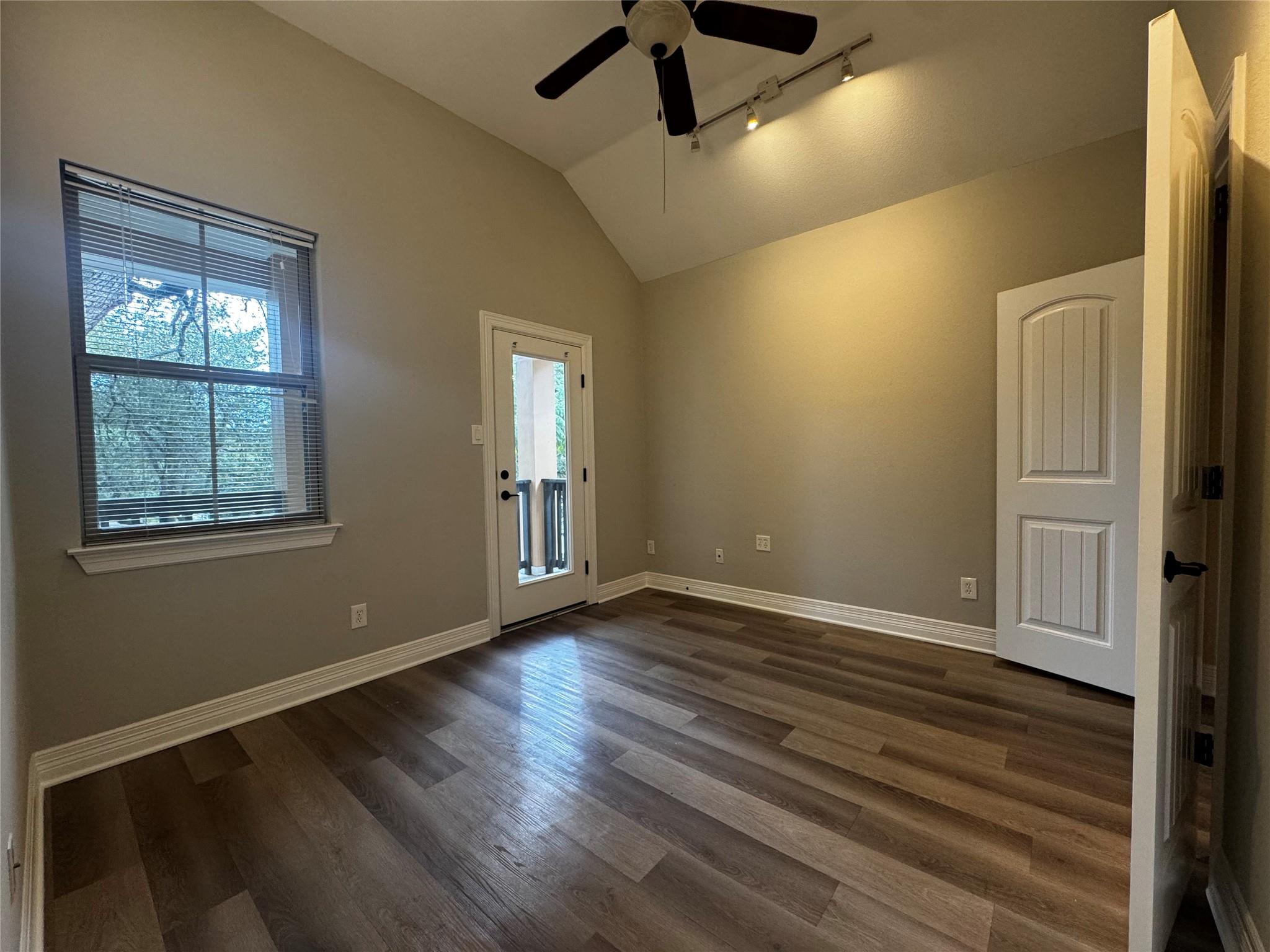 4526 Merle Dr, Austin, TX 78745