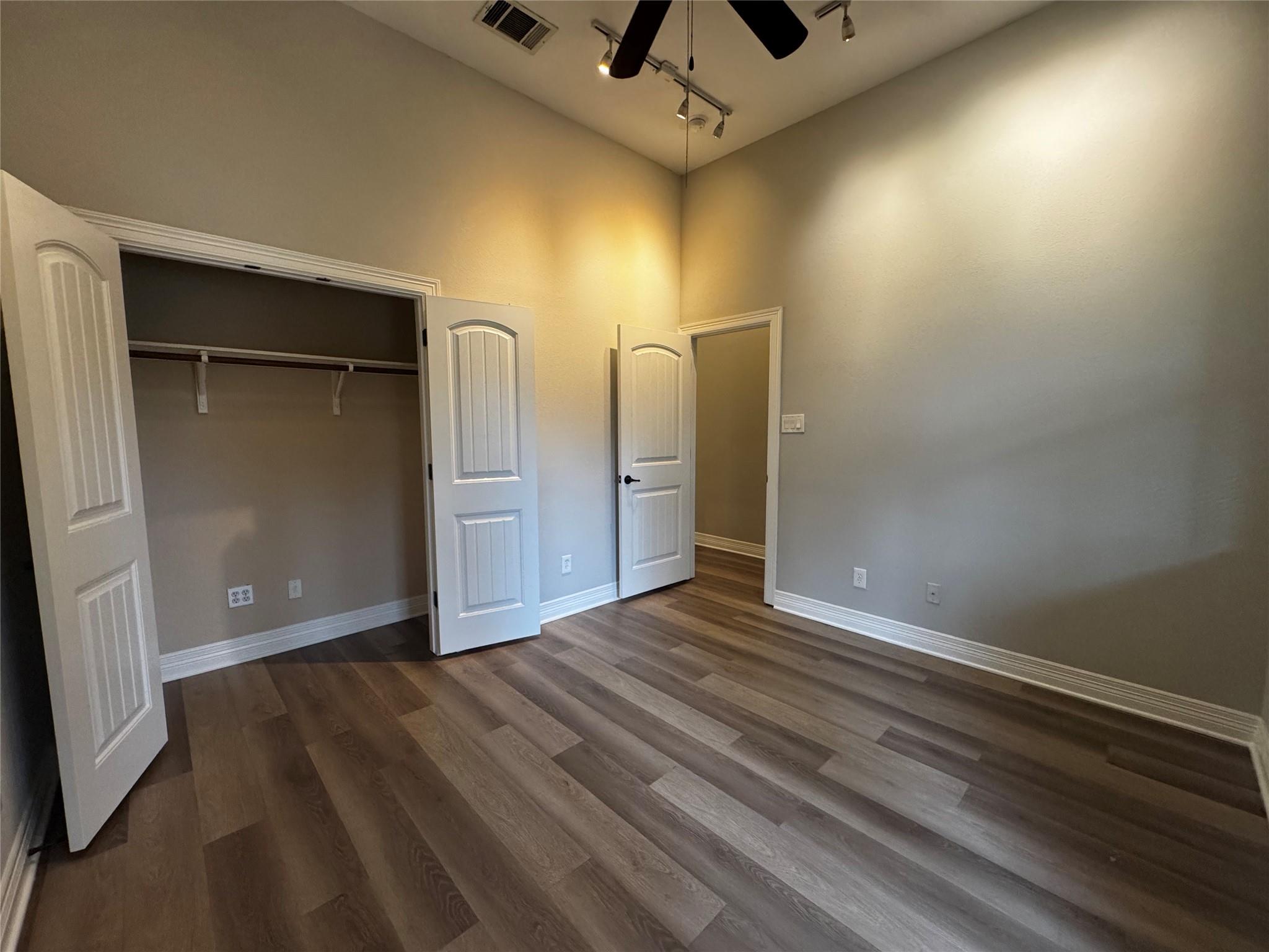 4526 Merle Dr, Austin, TX 78745