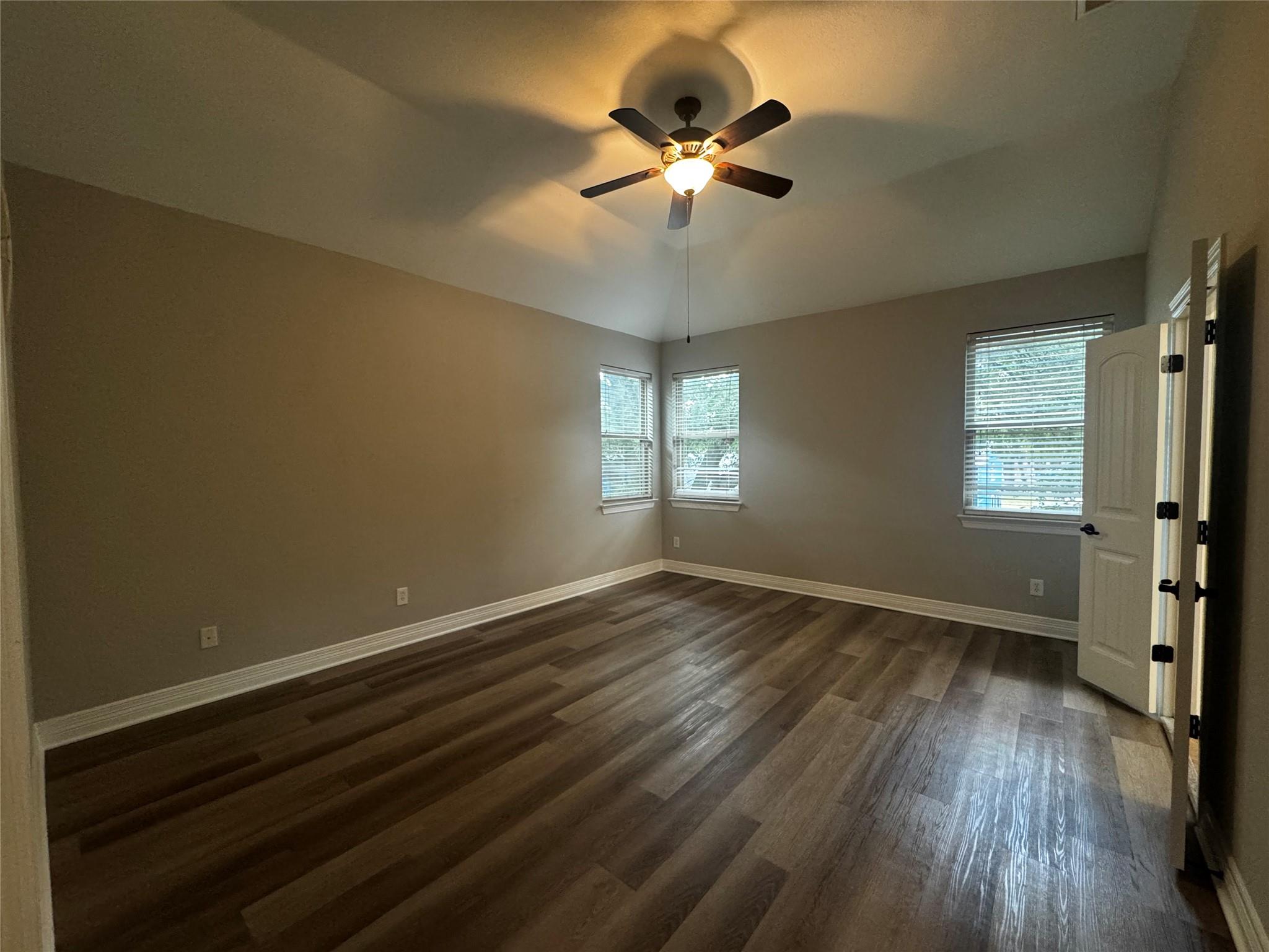 4526 Merle Dr, Austin, TX 78745