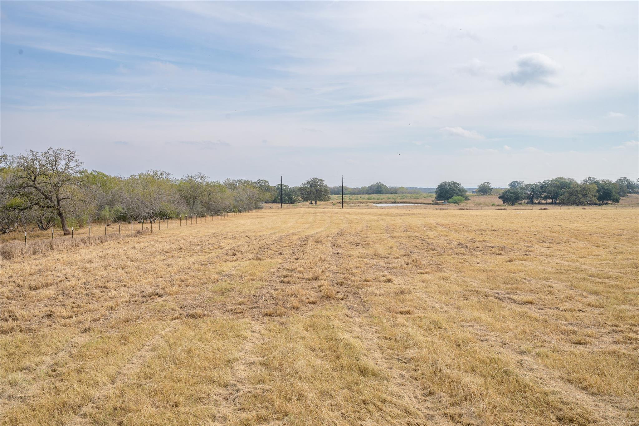 956 Johnson Farms Rd, Harwood, TX 78632