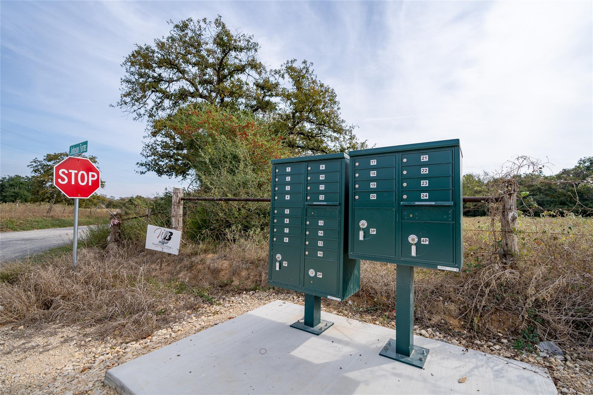 956 Johnson Farms Rd, Harwood, TX 78632