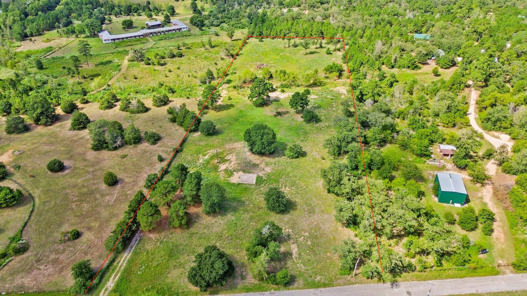 147 Pine Valley Dr, Paige, TX 78659