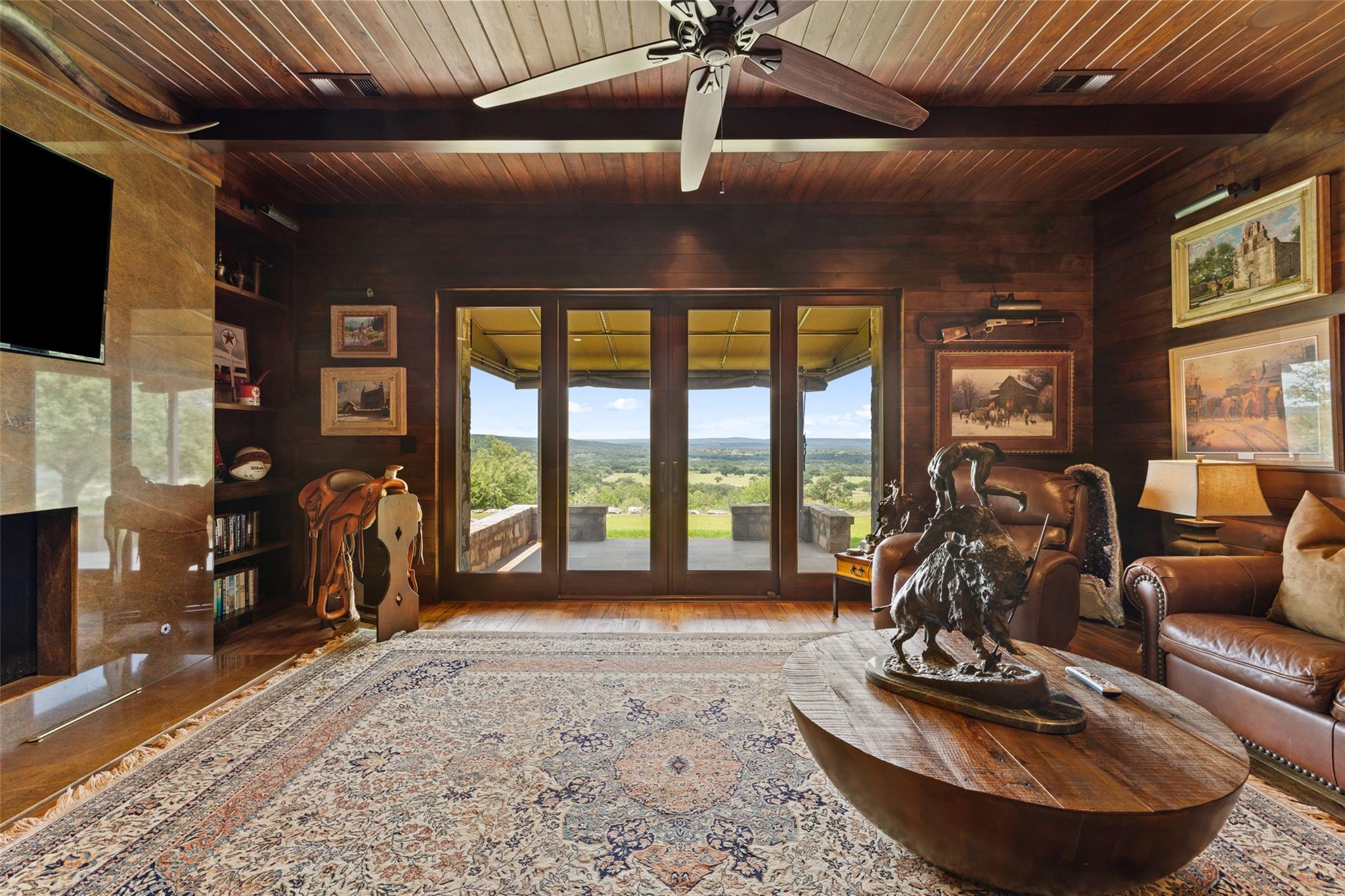 4529 Ranch Road 3347, Round Mountain, TX 78663