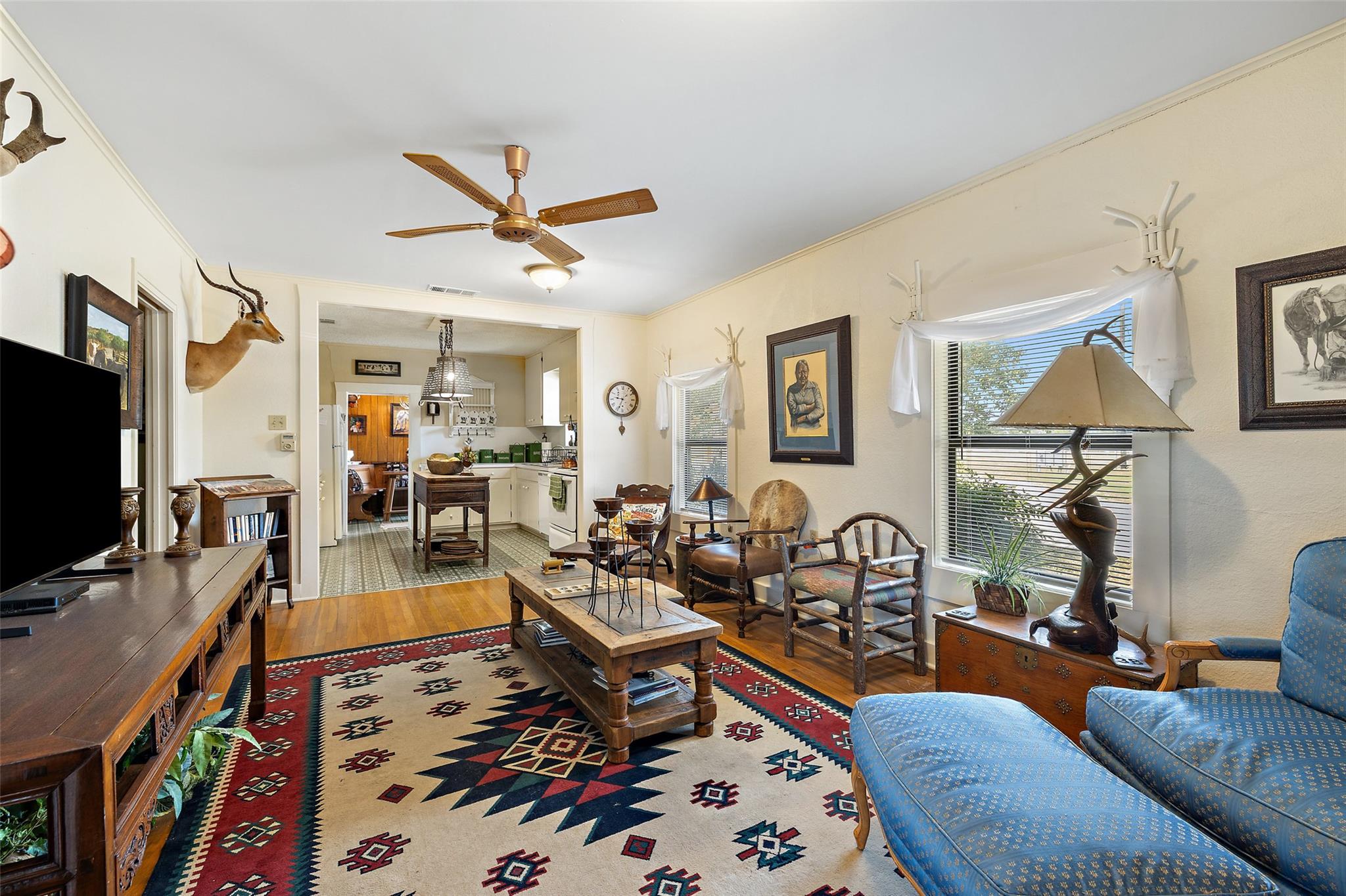 4529 Ranch Road 3347, Round Mountain, TX 78663