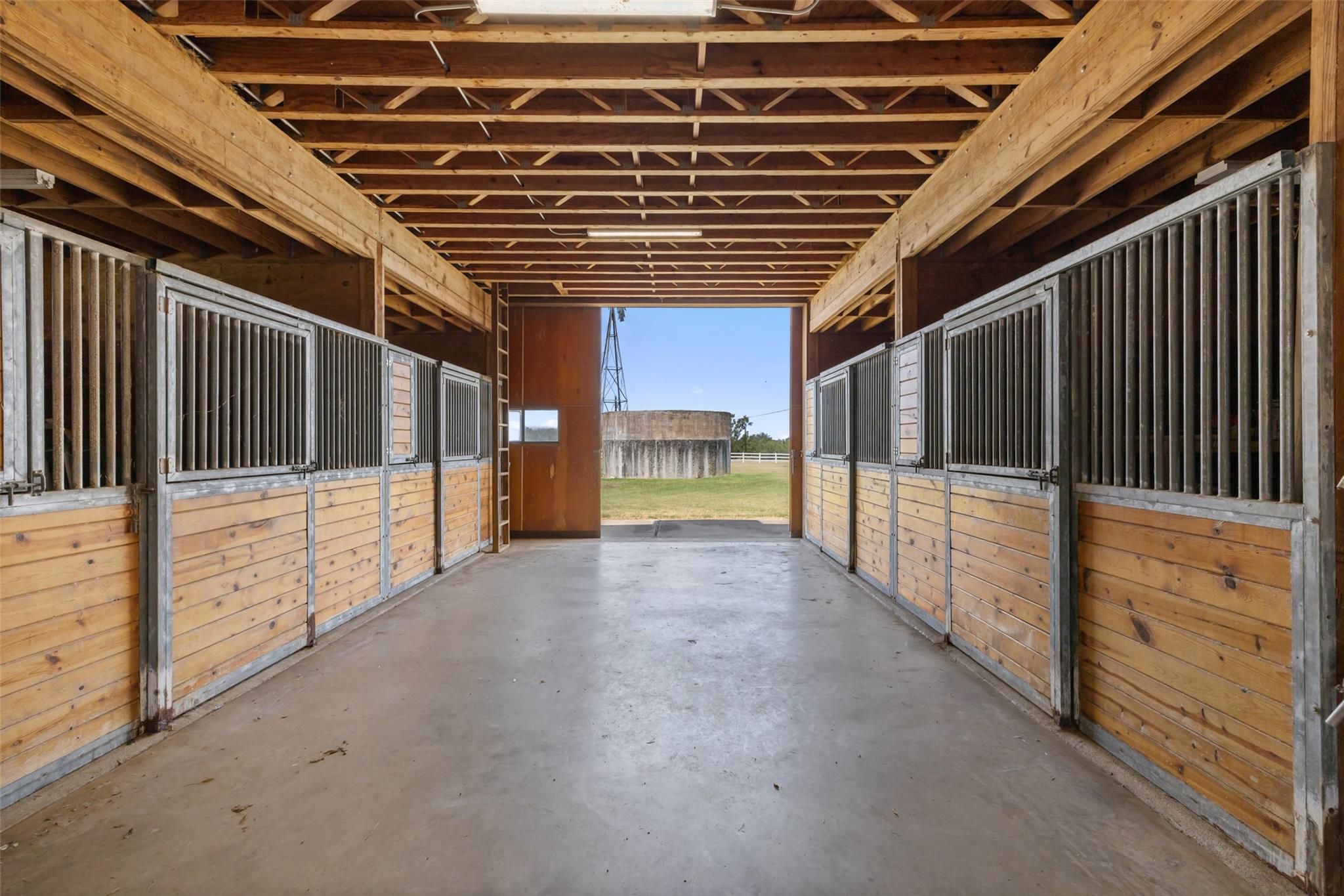 4529 Ranch Road 3347, Round Mountain, TX 78663