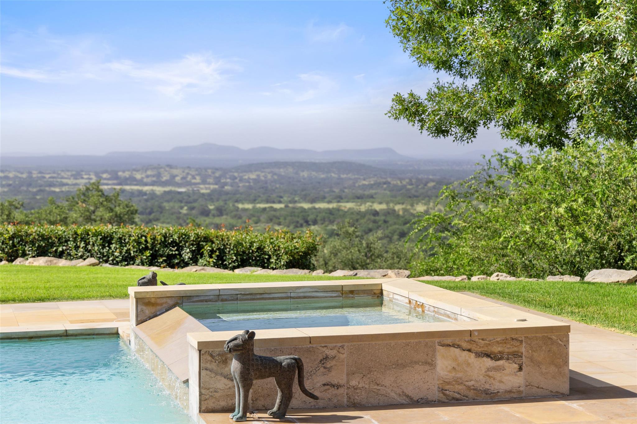 4529 Ranch Road 3347, Round Mountain, TX 78663