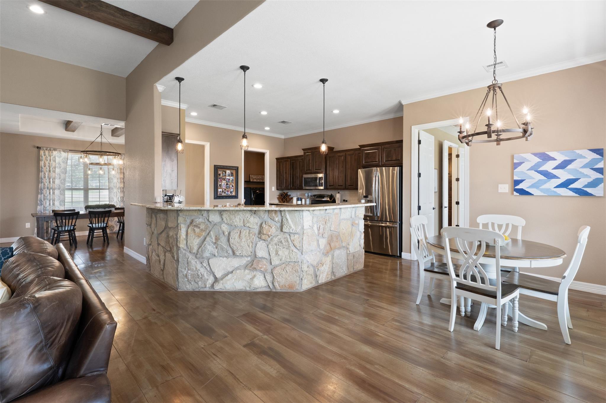 1024 Doves Landing Ct, Salado, TX 76571