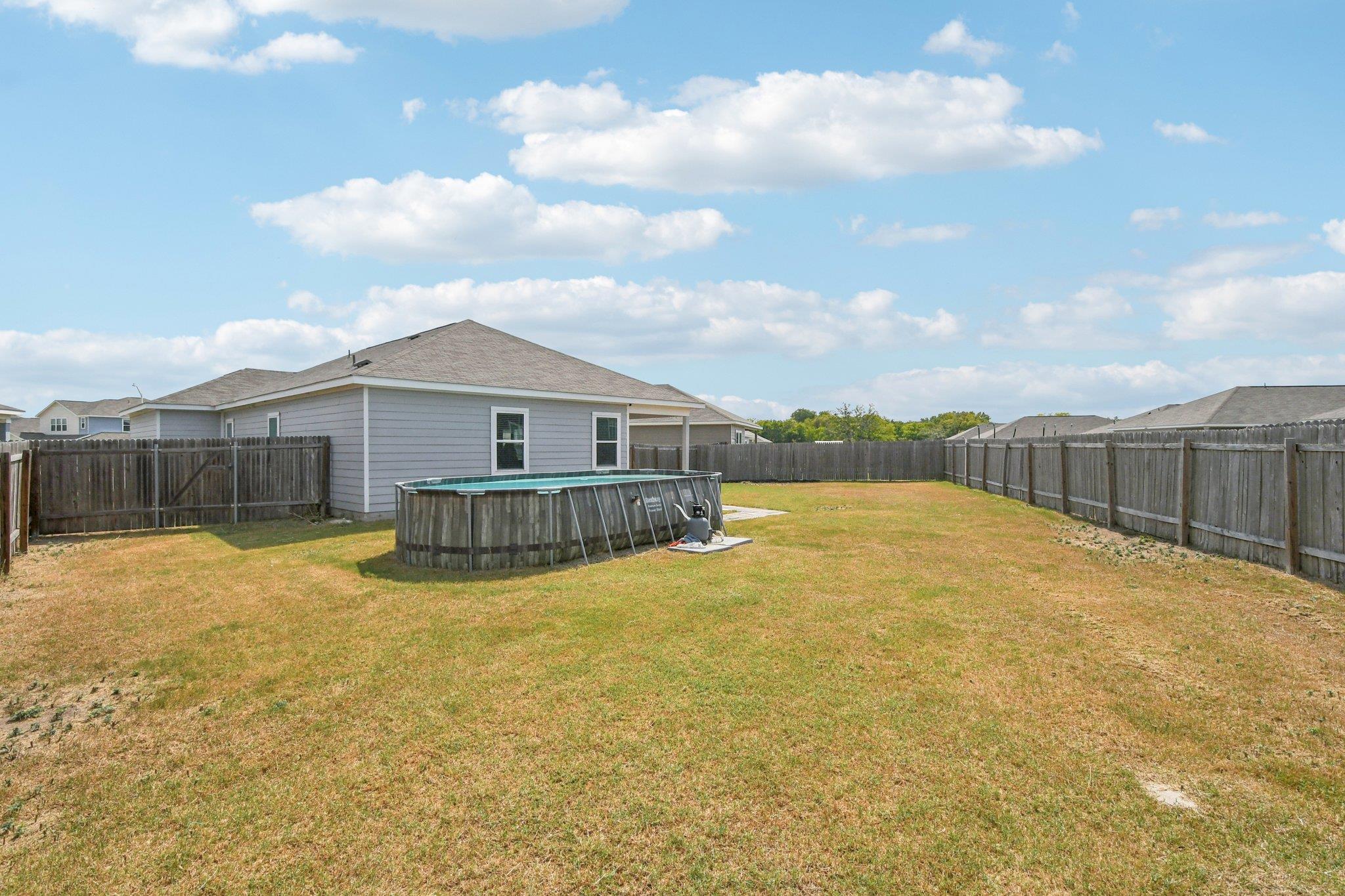370 Seneca Loop, Kyle, TX 78640