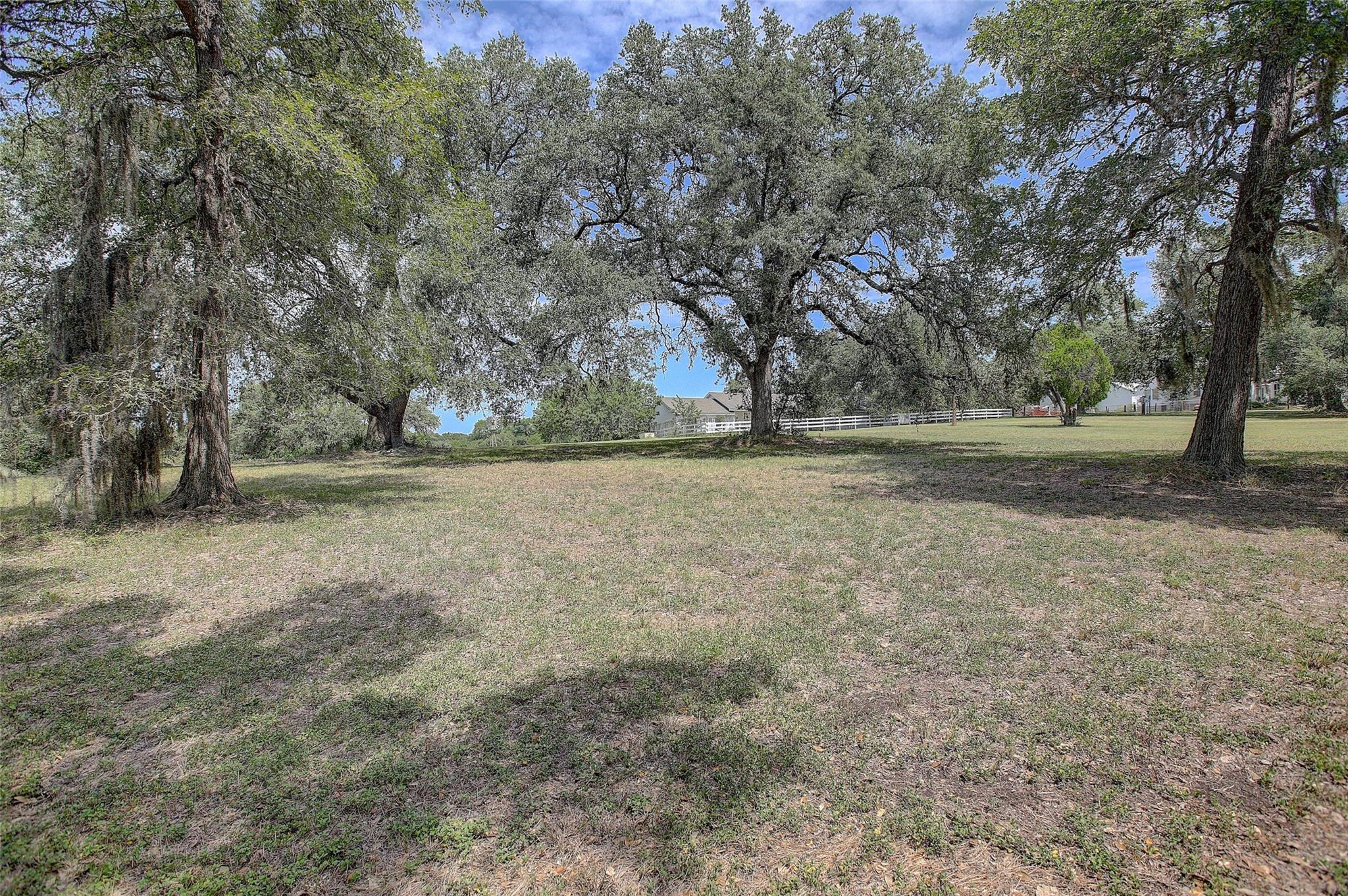 5715 Texas 159 Highway, La Grange, TX 78945