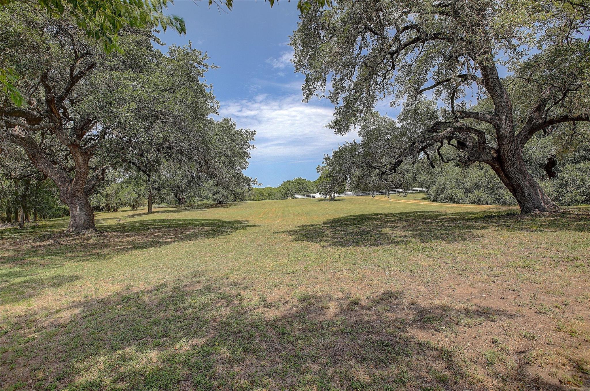 5715 Texas 159 Highway, La Grange, TX 78945