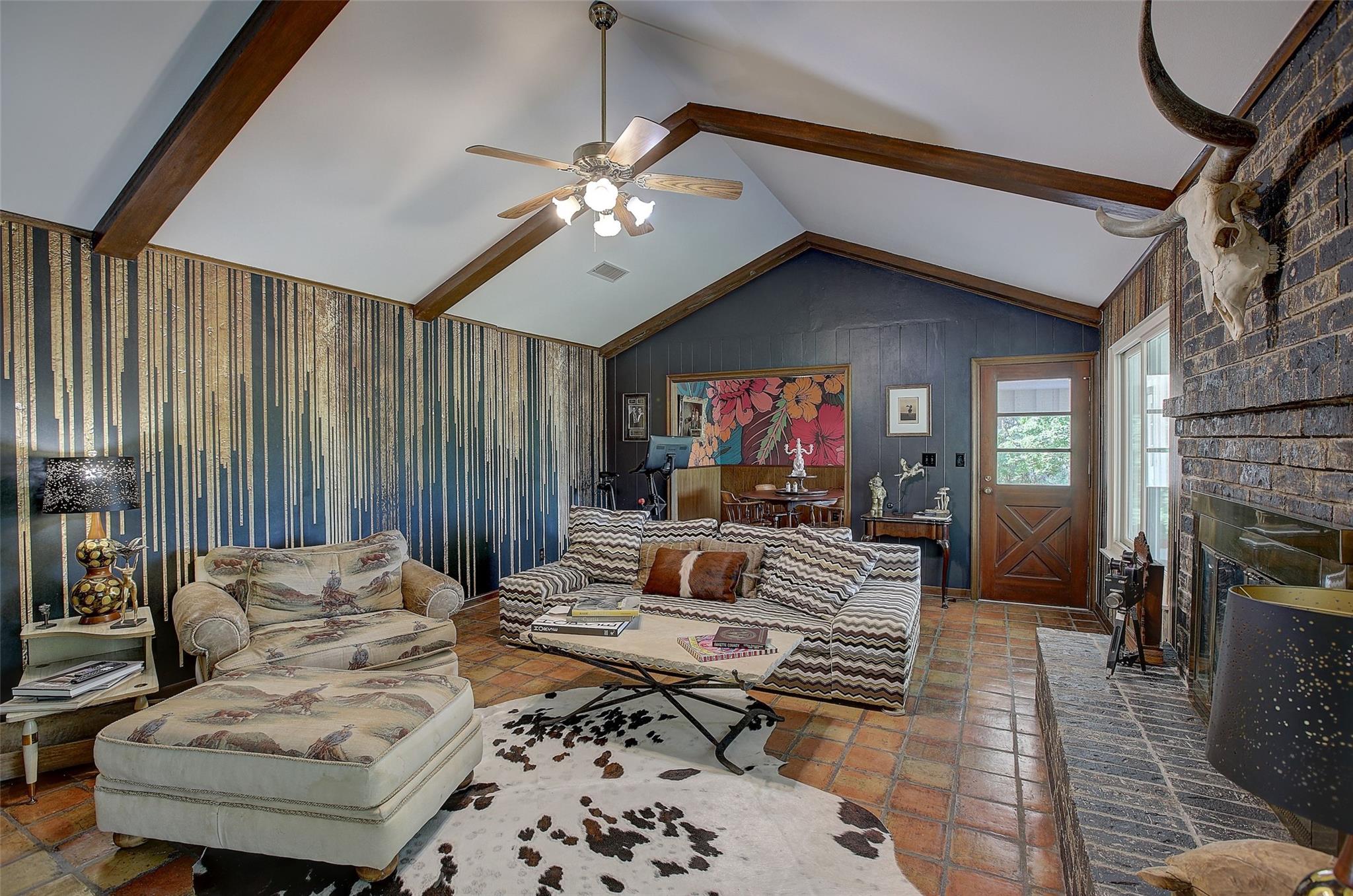 5715 Texas 159 Highway, La Grange, TX 78945