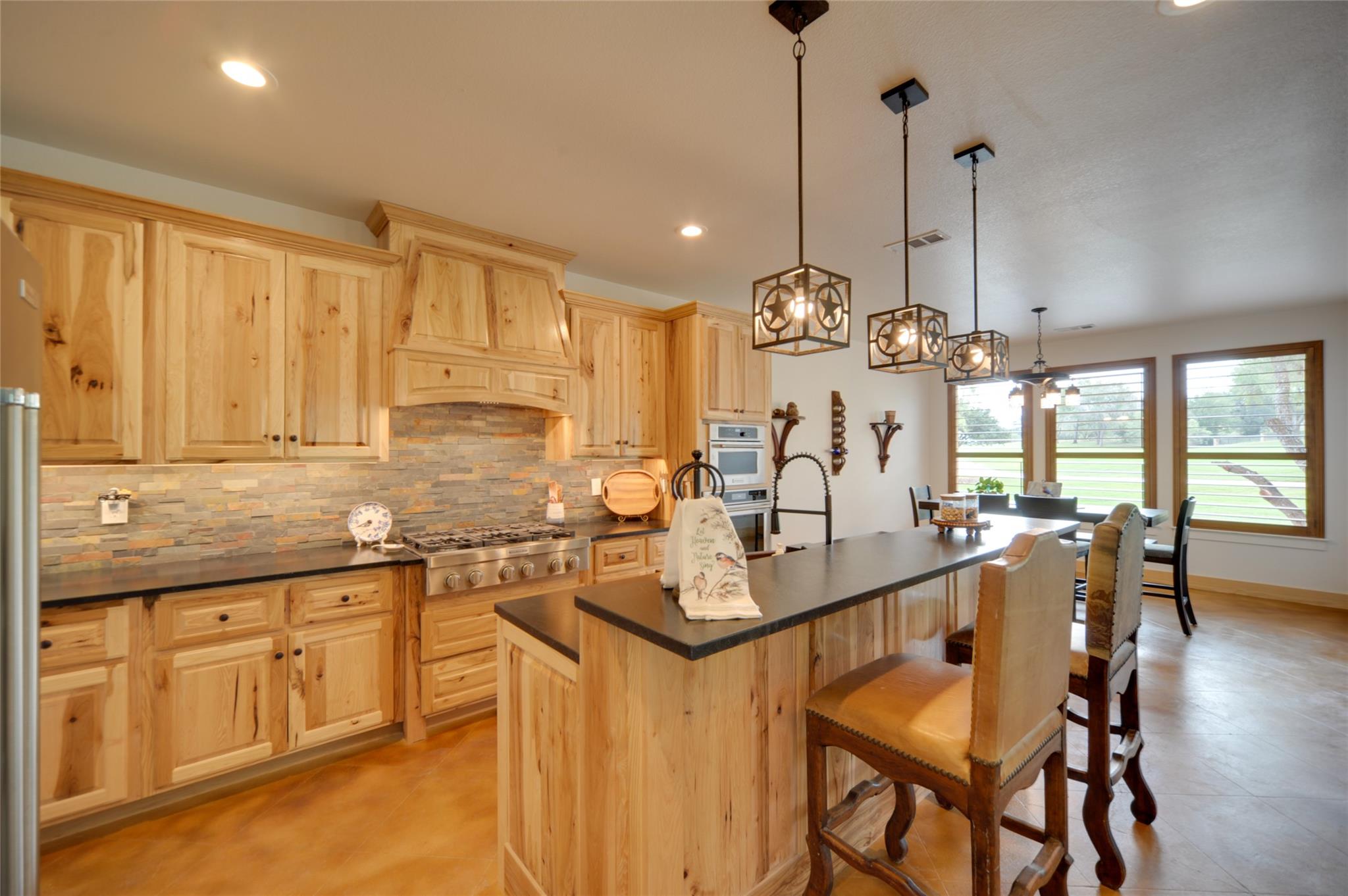 1224 Sun Ray, Horseshoe Bay, TX 78657