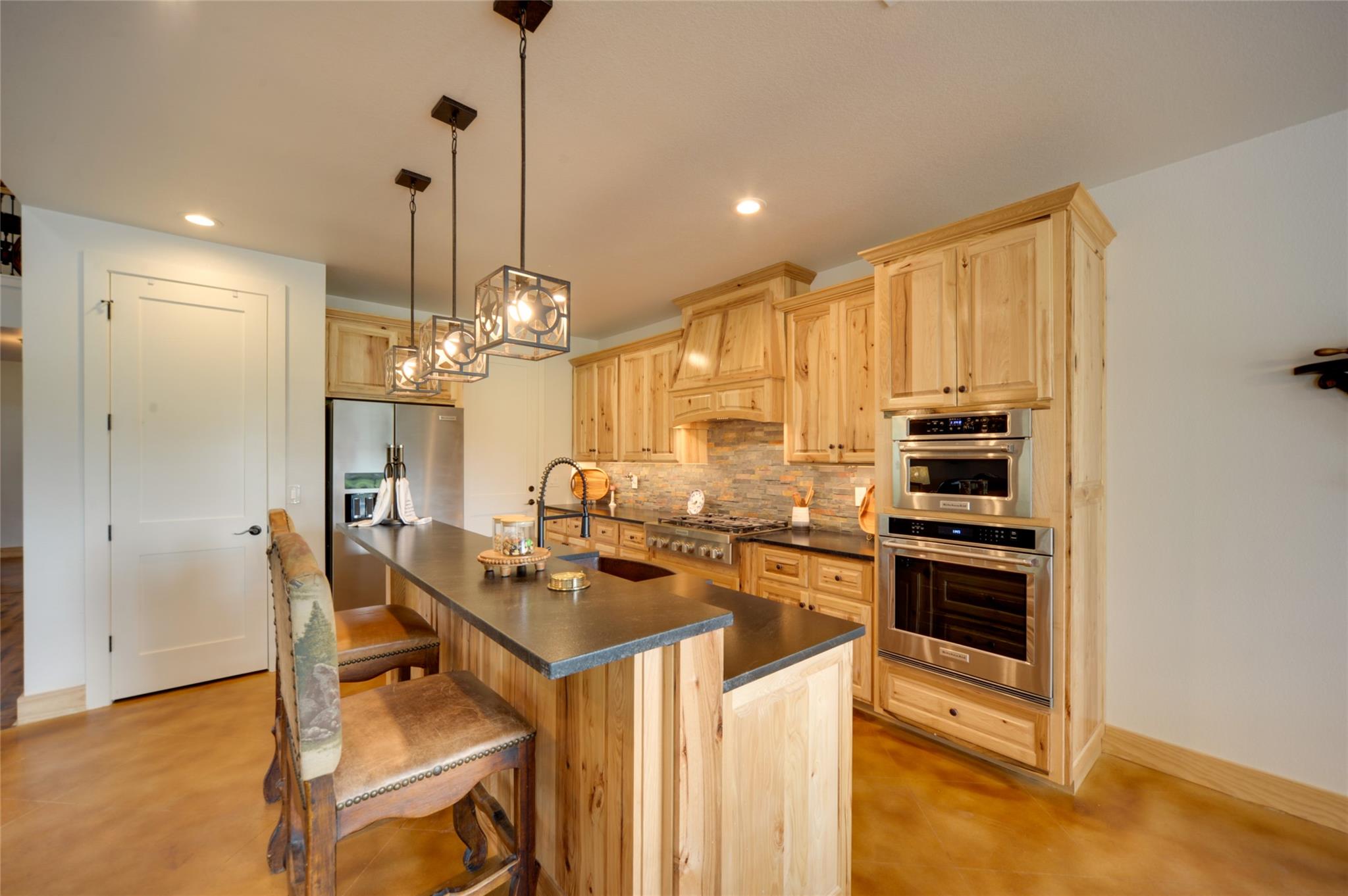 1224 Sun Ray, Horseshoe Bay, TX 78657